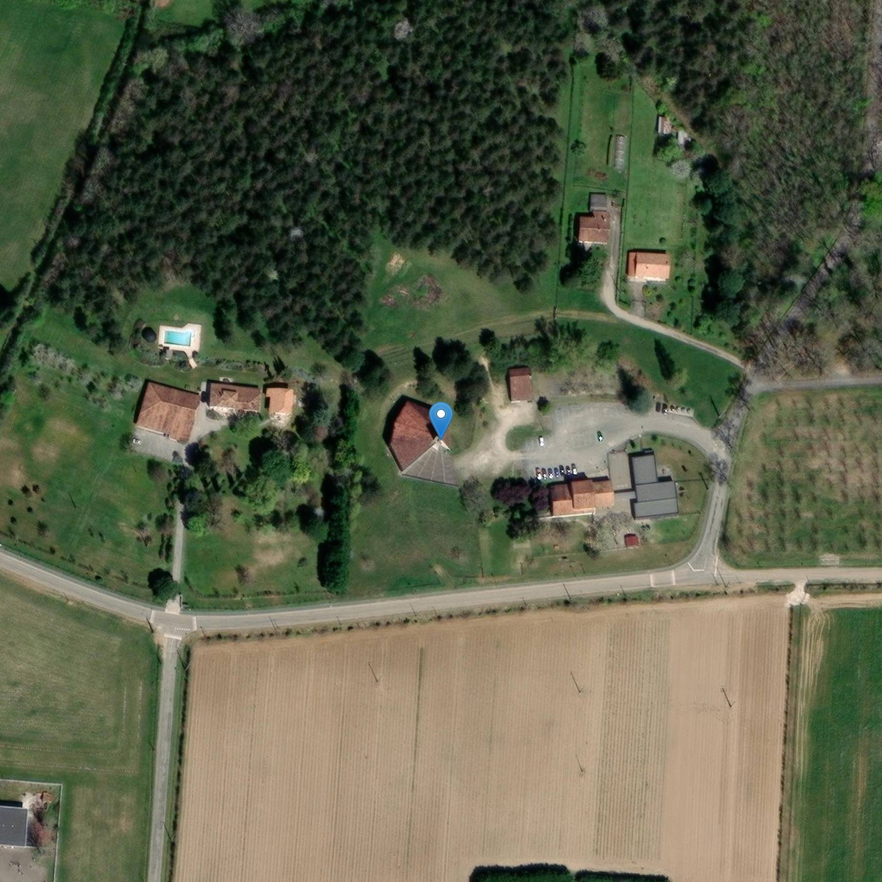 Photo de 聖ピウス教会 X クールビア