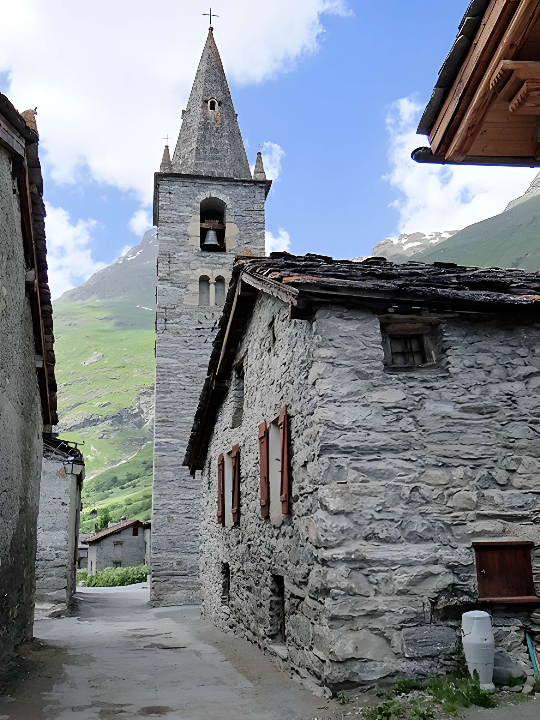 Église Notre-Dame-de-l'Assomption de Bonneval-sur-Arc