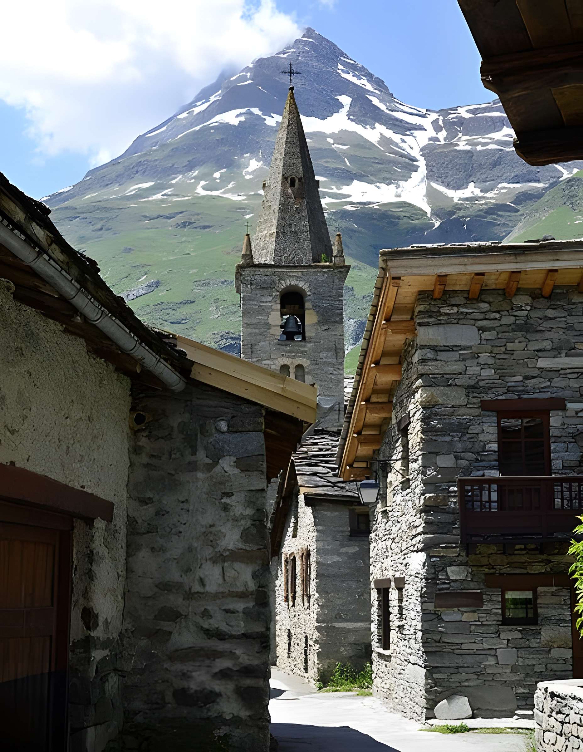 Église Notre-Dame-de-l'Assomption de Bonneval-sur-Arc