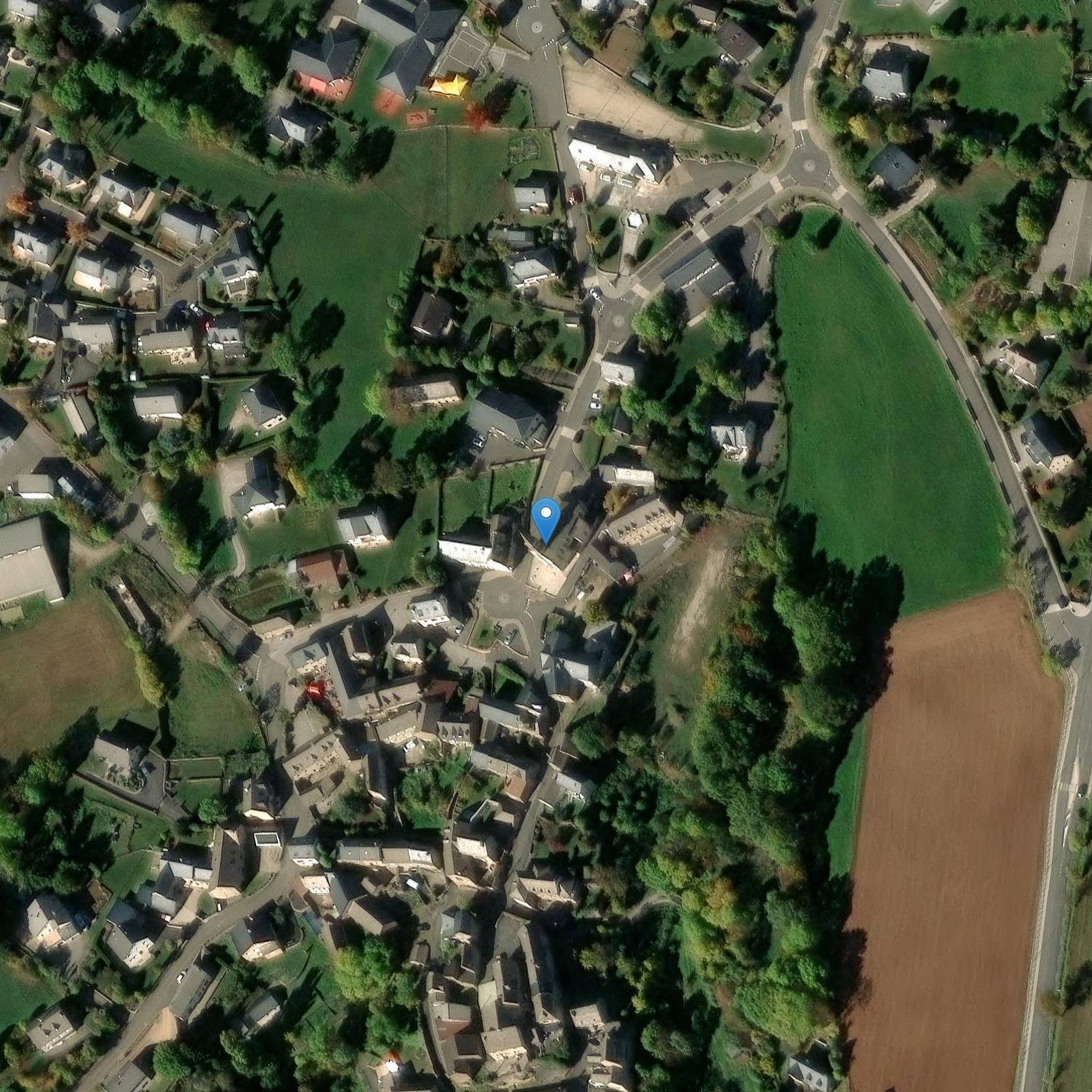 Photo de Iglesia Saint-Gervais-et-Saint-Protais de Chastel-Nouvel