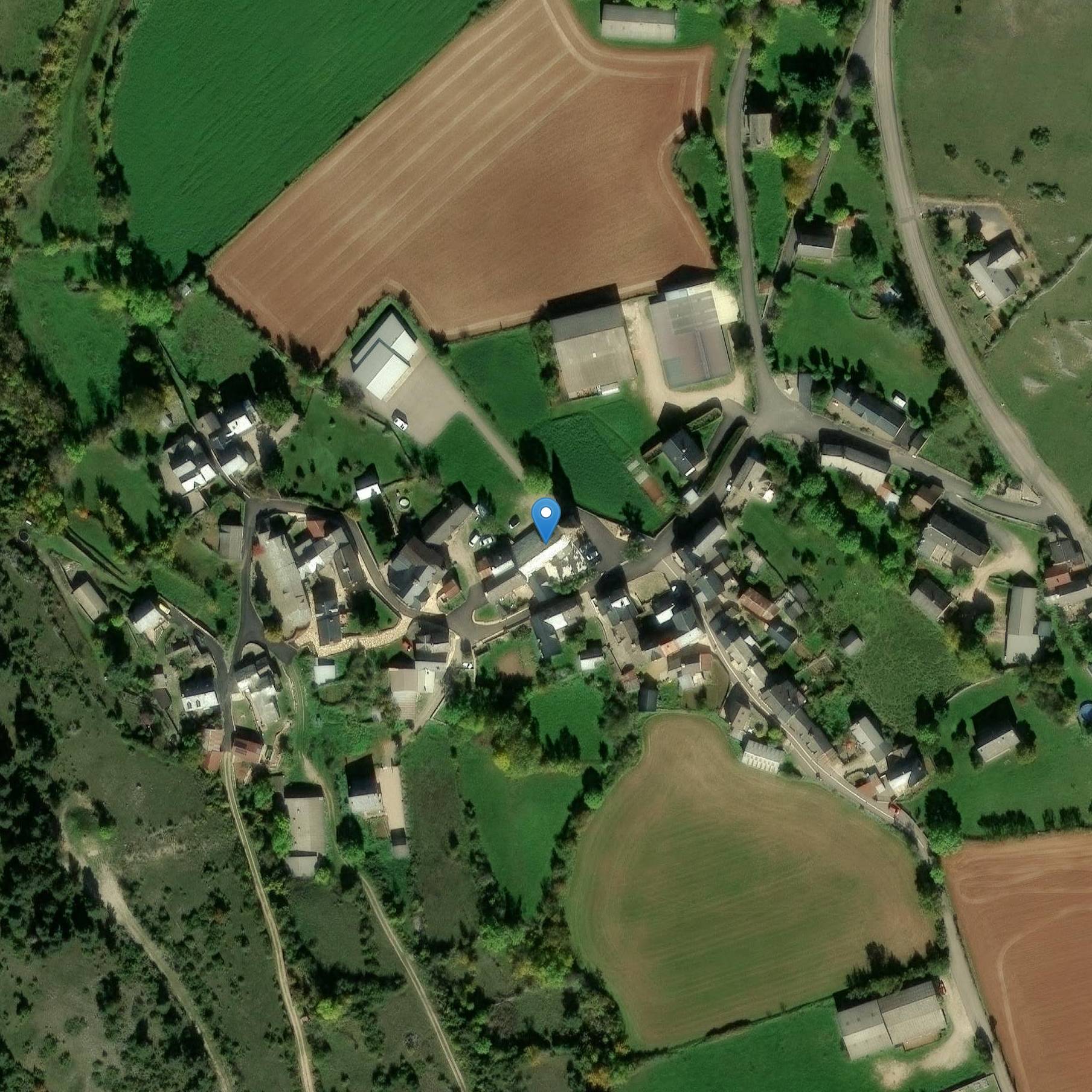 Photo de Église de la Nativity-de-la-Sainte-Vierge de Laval-du-Tarn , クロアチア