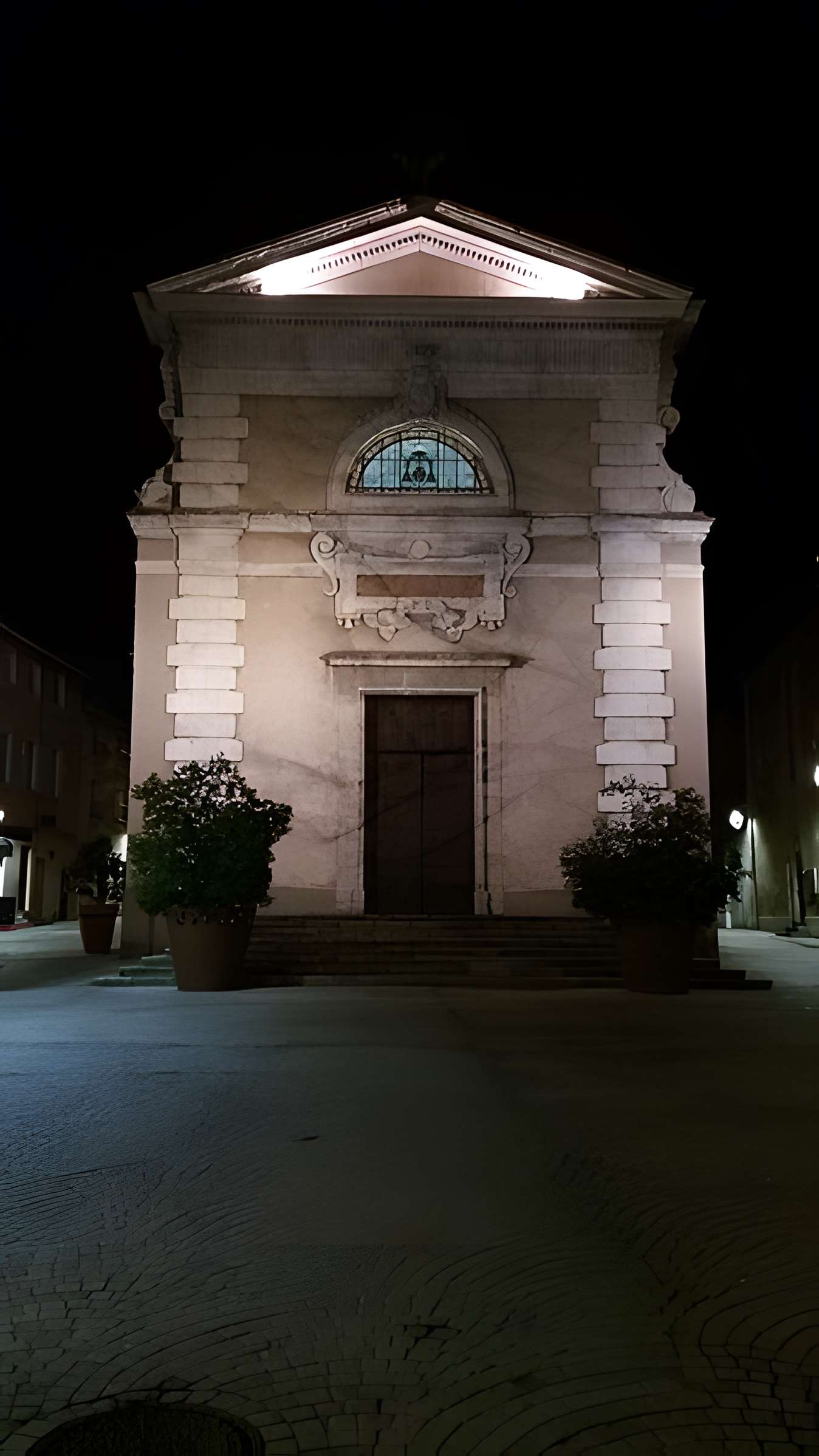 Église Notre-Dame-de-l'Assomption de Neuville-sur-Saône