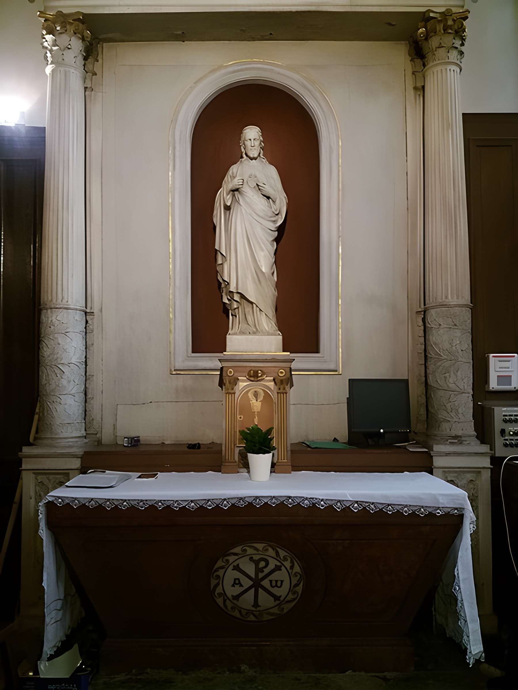 Église Notre-Dame-de-l'Assomption de Neuville-sur-Saône