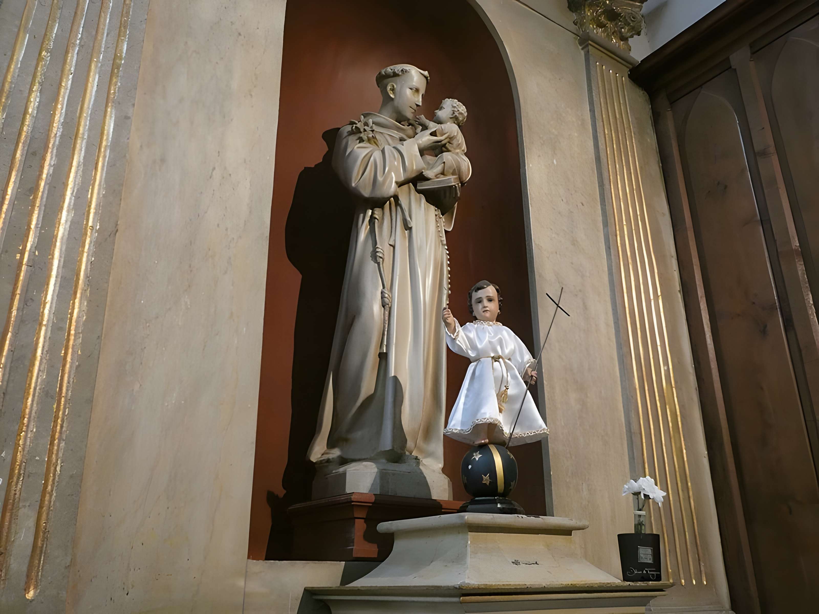 Église Notre-Dame-de-l'Assomption de Neuville-sur-Saône