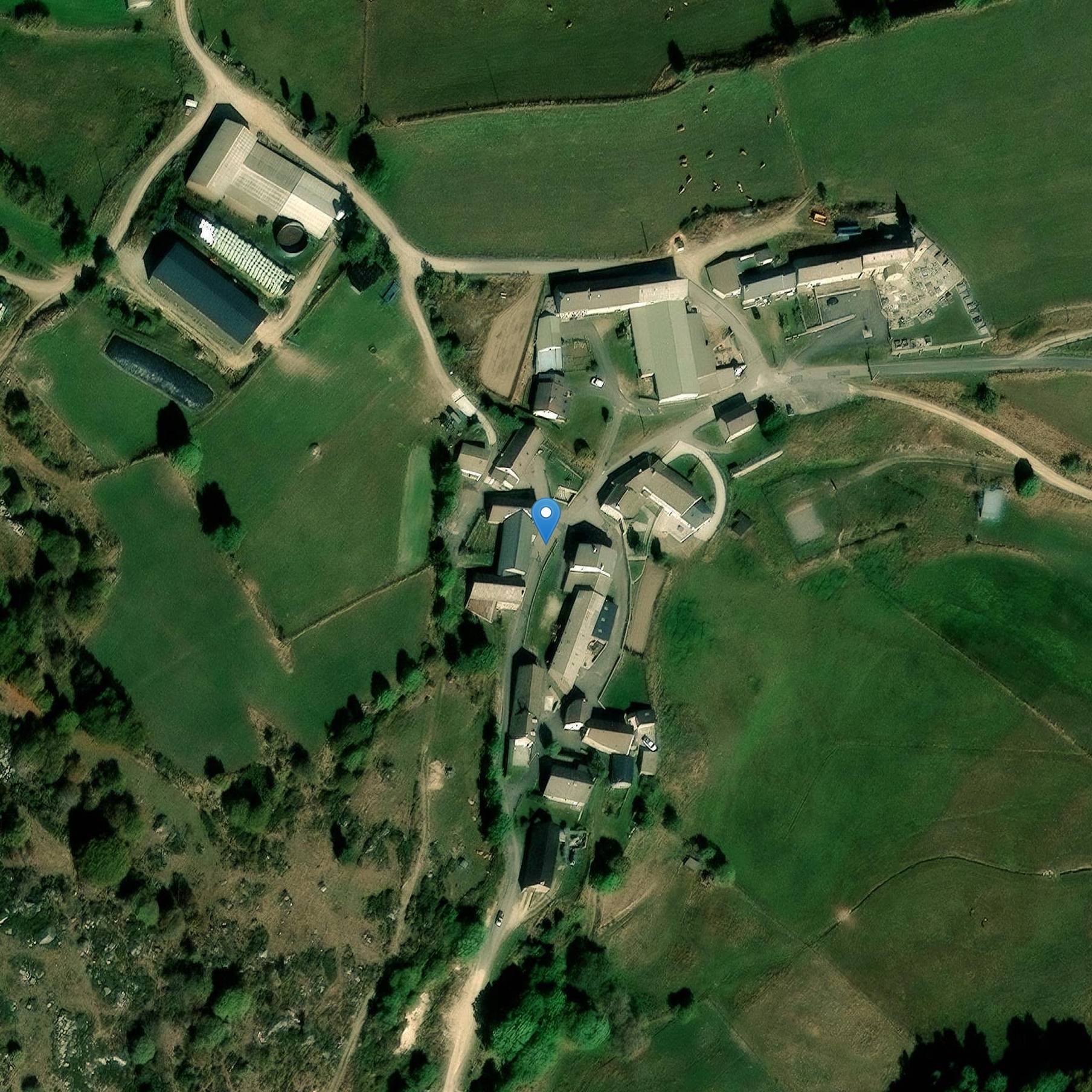 Photo de Église de la Sainte-Trinité de Saint-Sauveur-de-Ginestoux