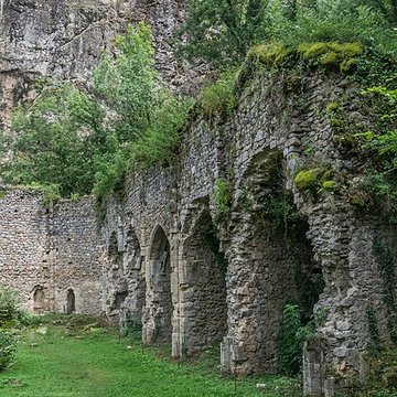 Église Notre-Dame-de-Laval de Peyrusse-le-Roc