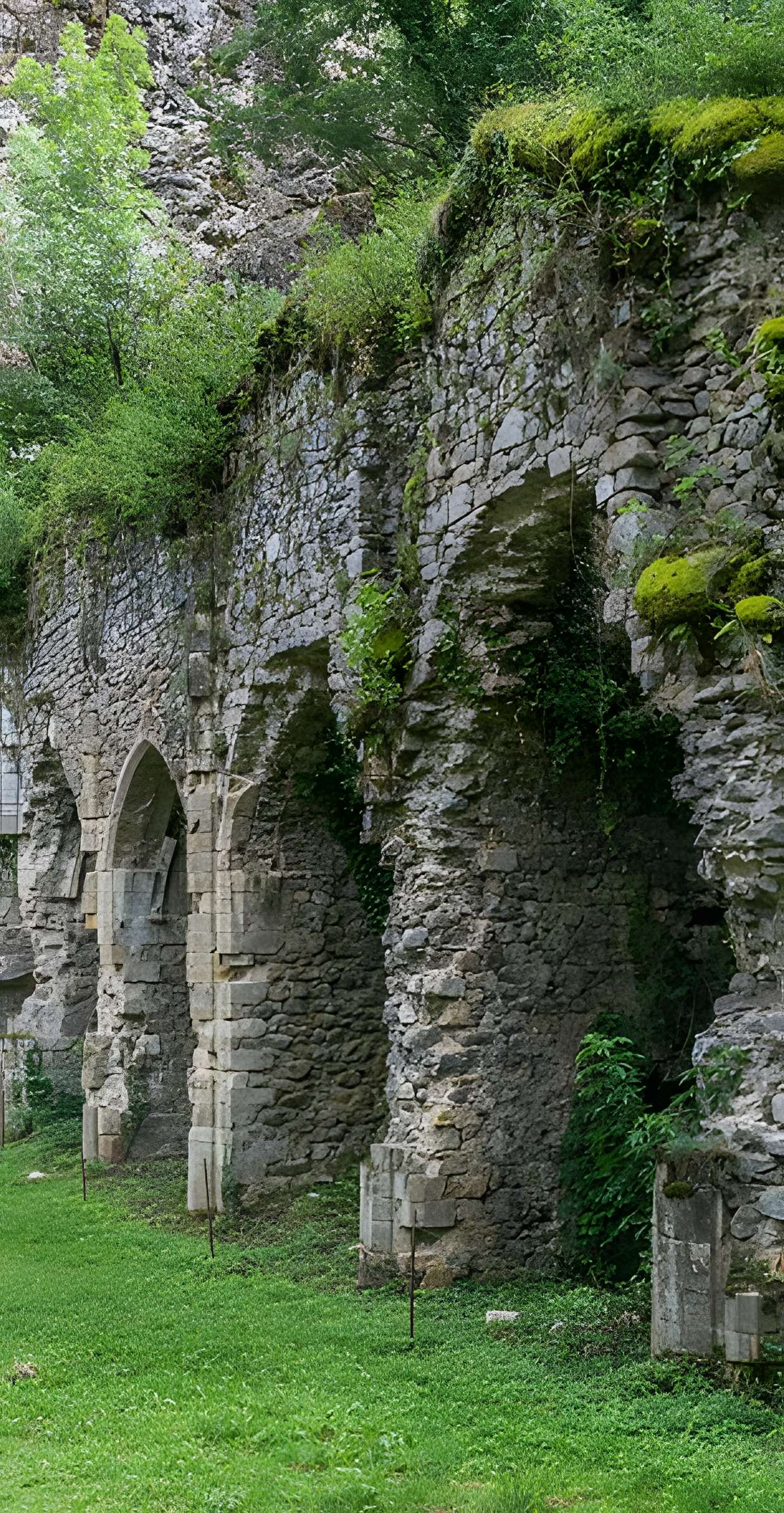 Église Notre-Dame-de-Laval de Peyrusse-le-Roc