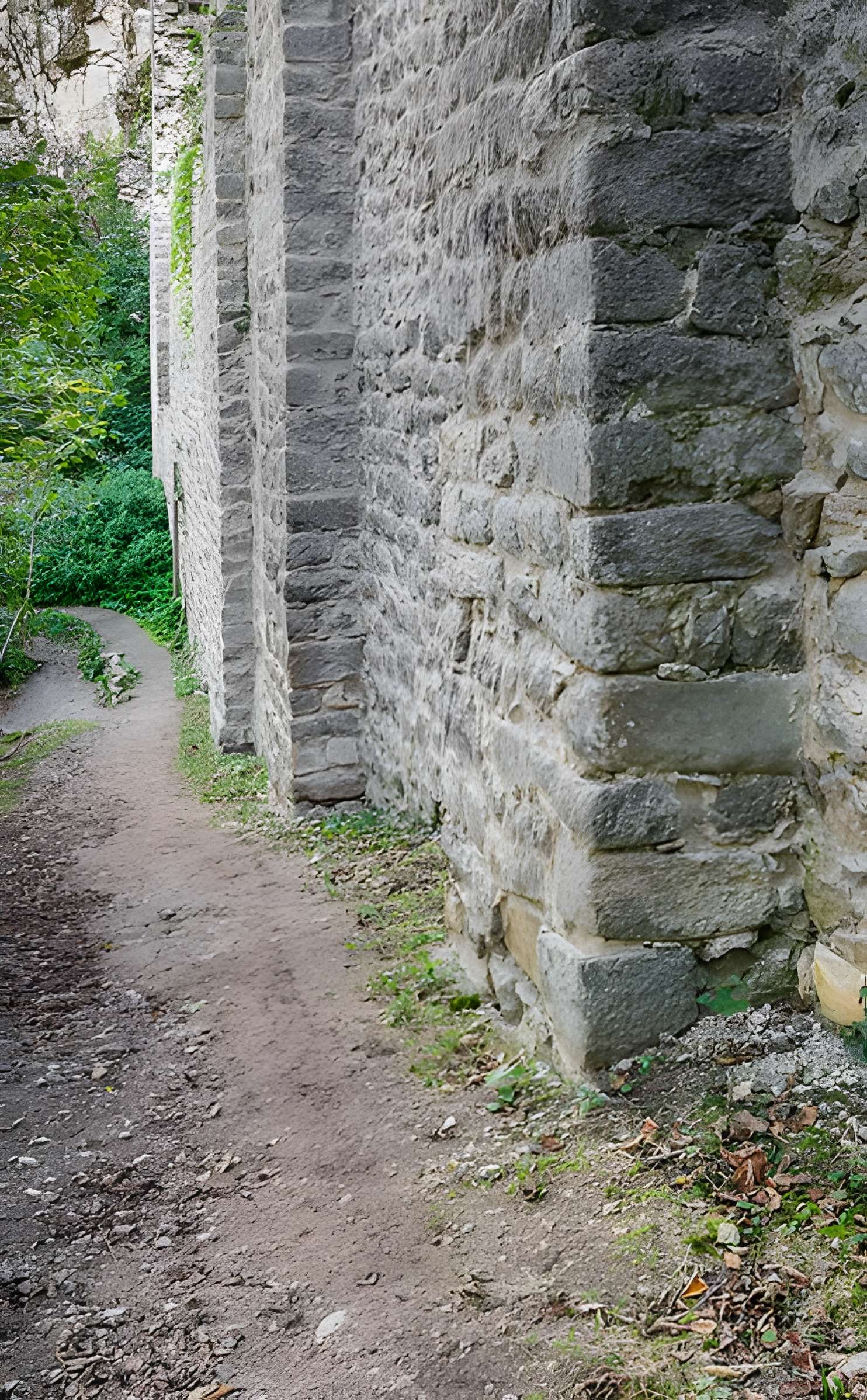 Église Notre-Dame-de-Laval de Peyrusse-le-Roc