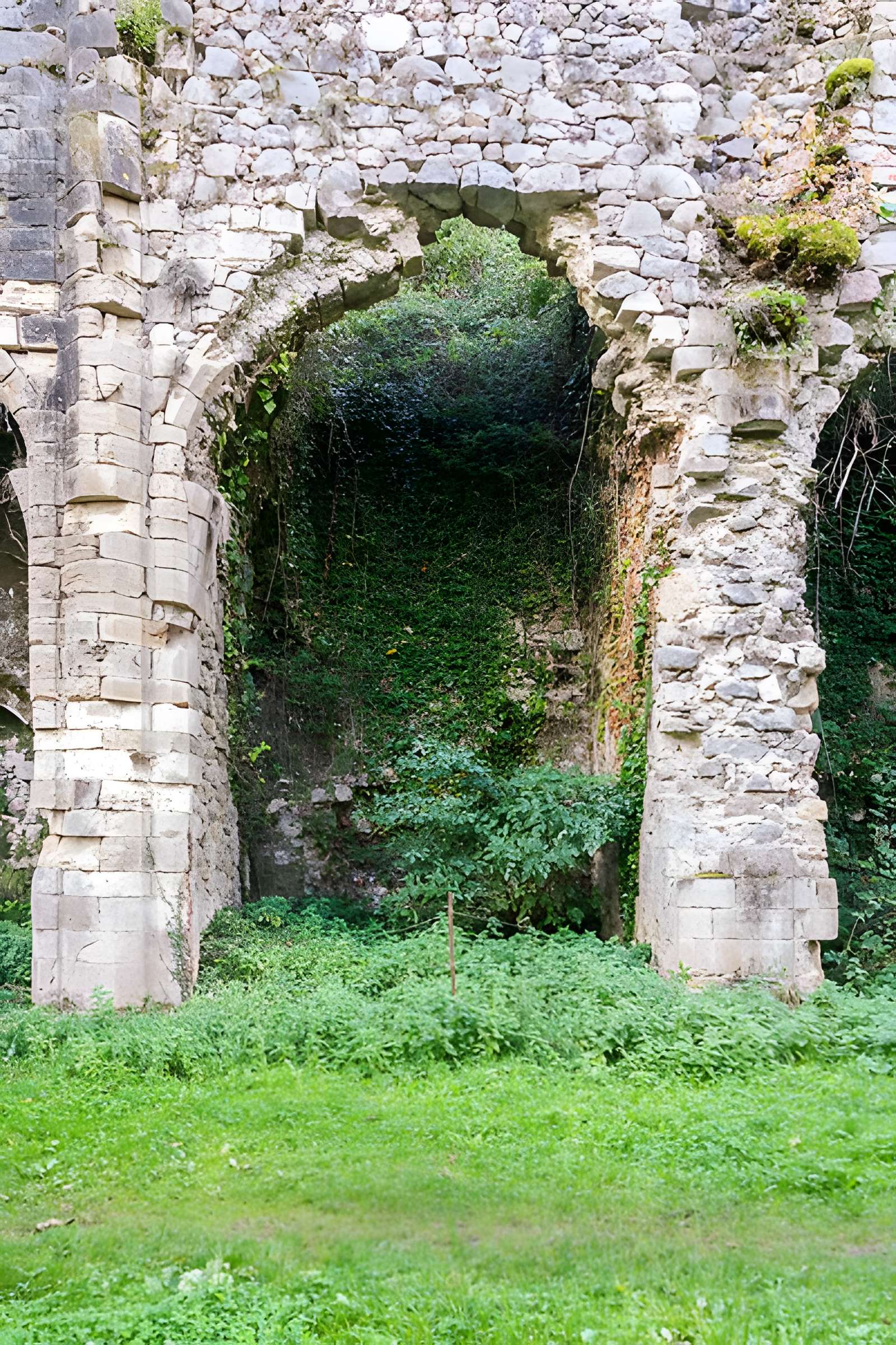 Église Notre-Dame-de-Laval de Peyrusse-le-Roc