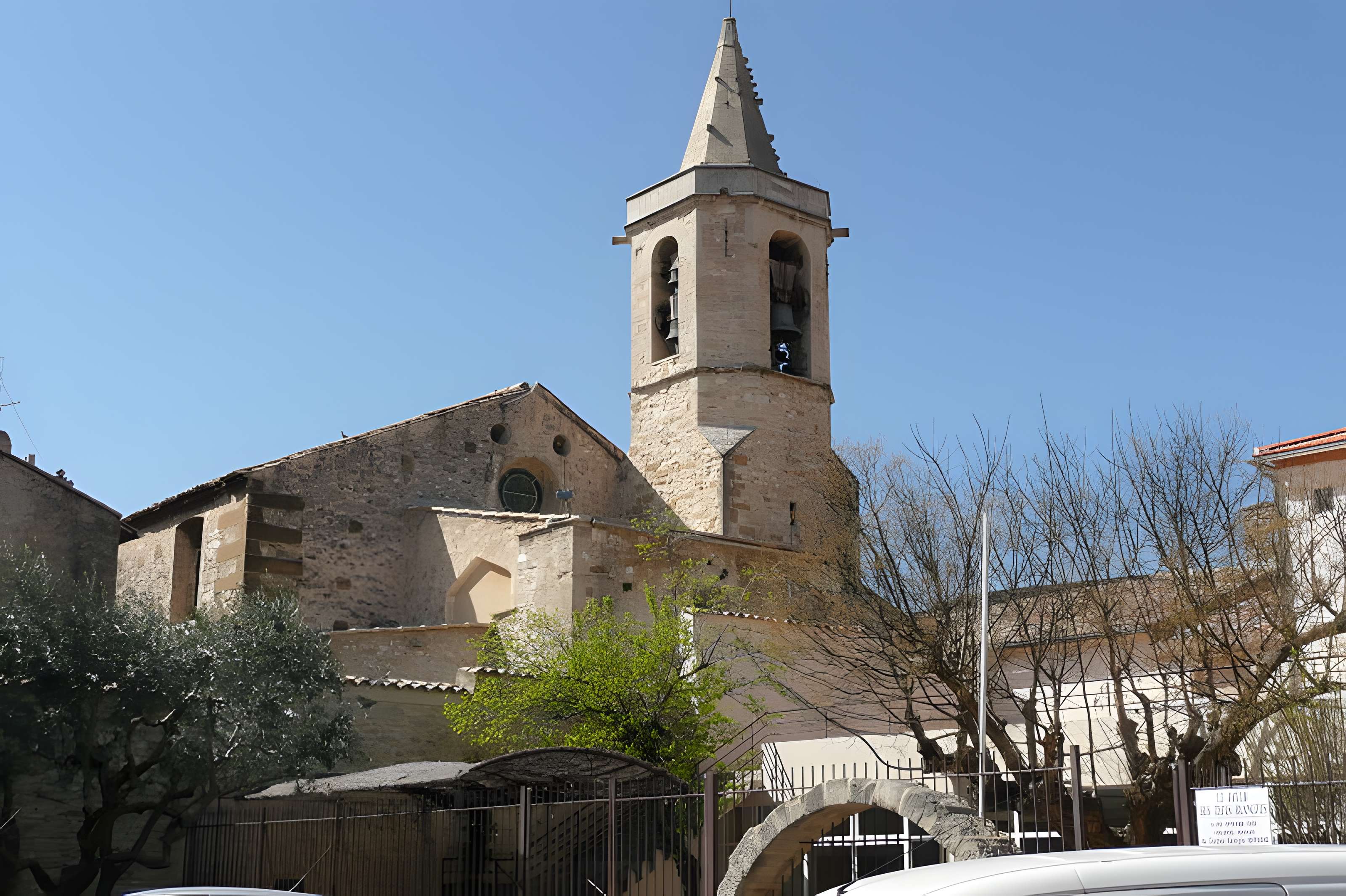 Église Notre-Dame-de-Nazareth de Monteux