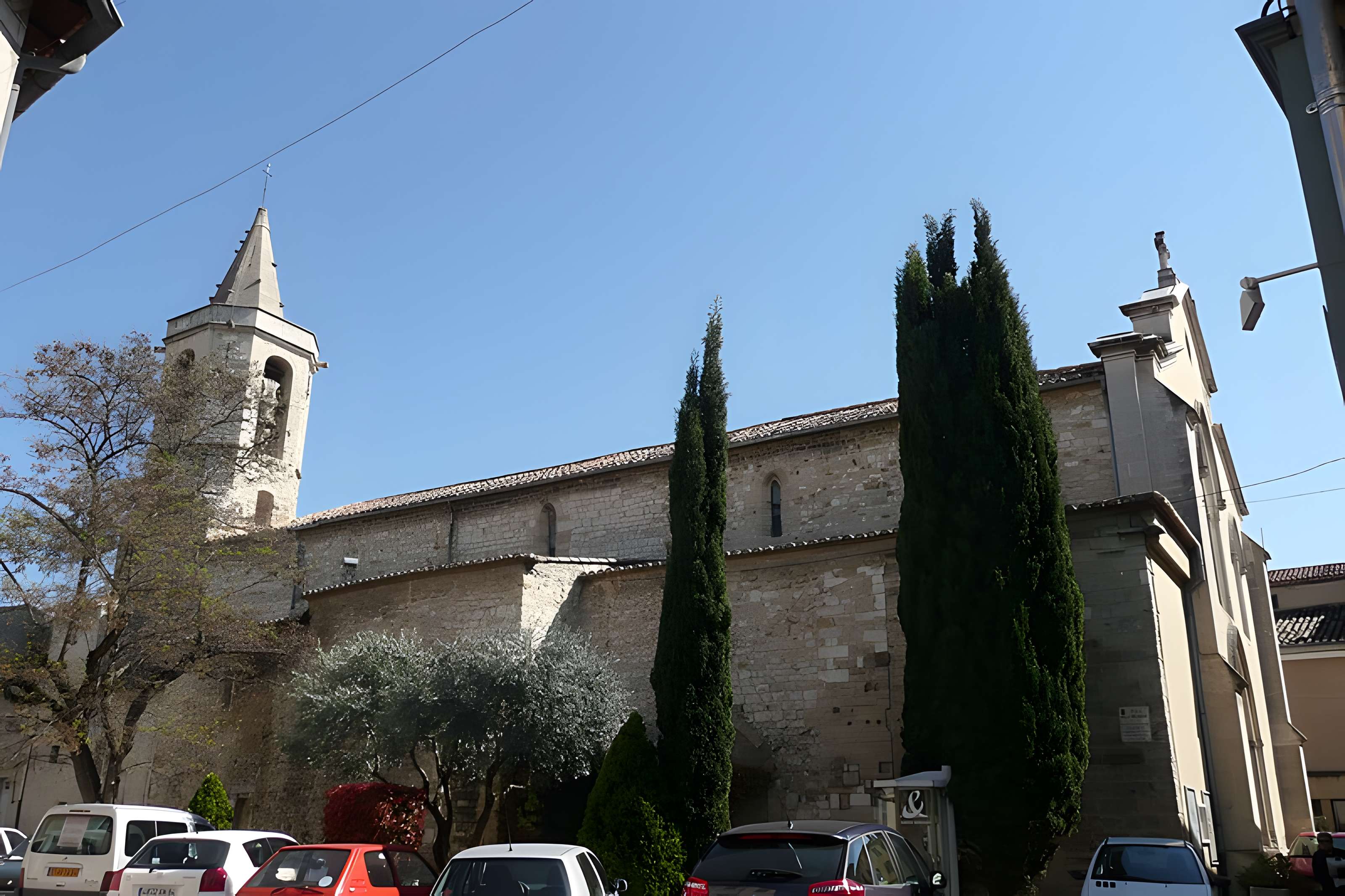 Église Notre-Dame-de-Nazareth de Monteux
