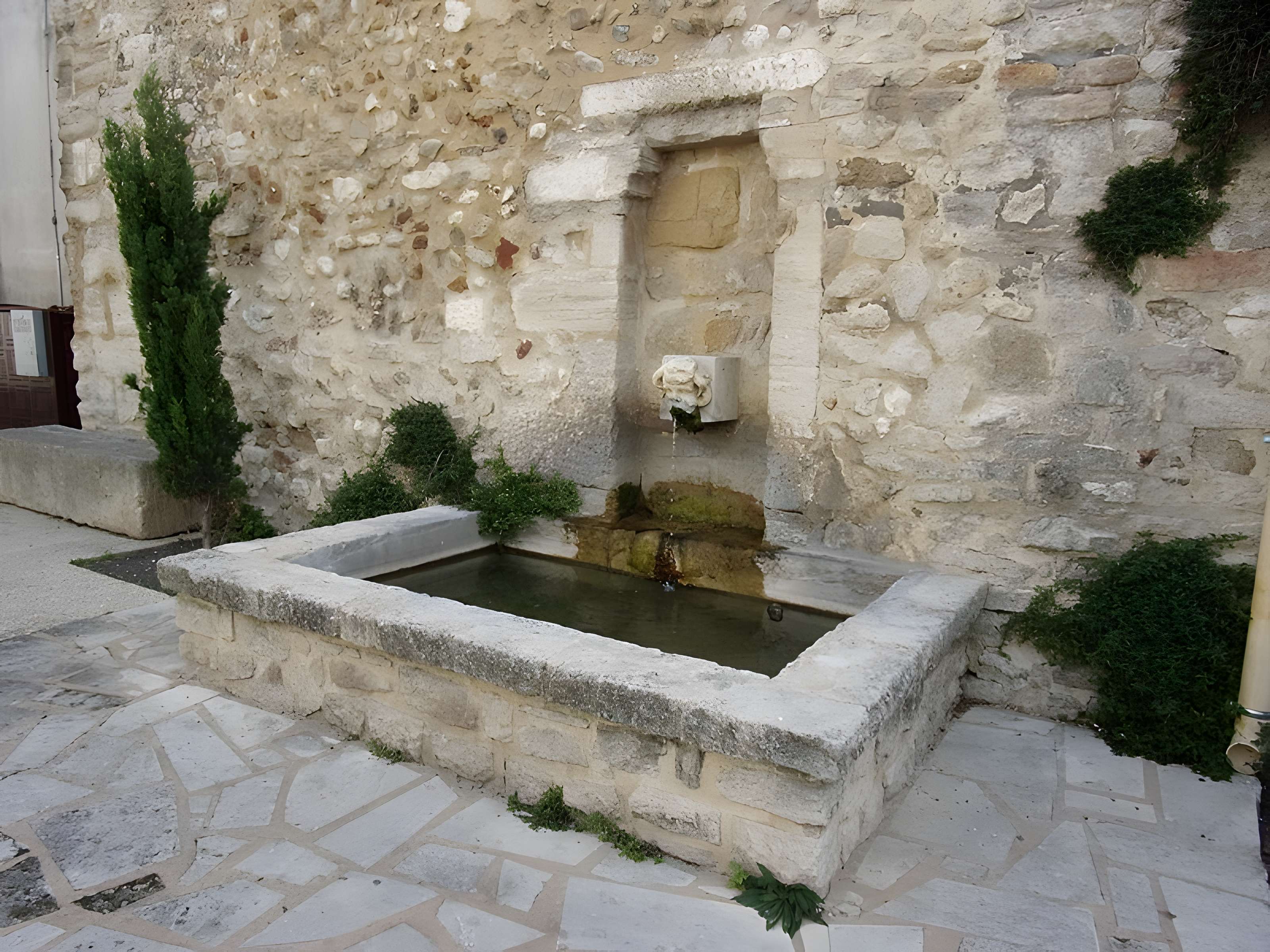 Église Notre-Dame-de-Nazareth de Monteux