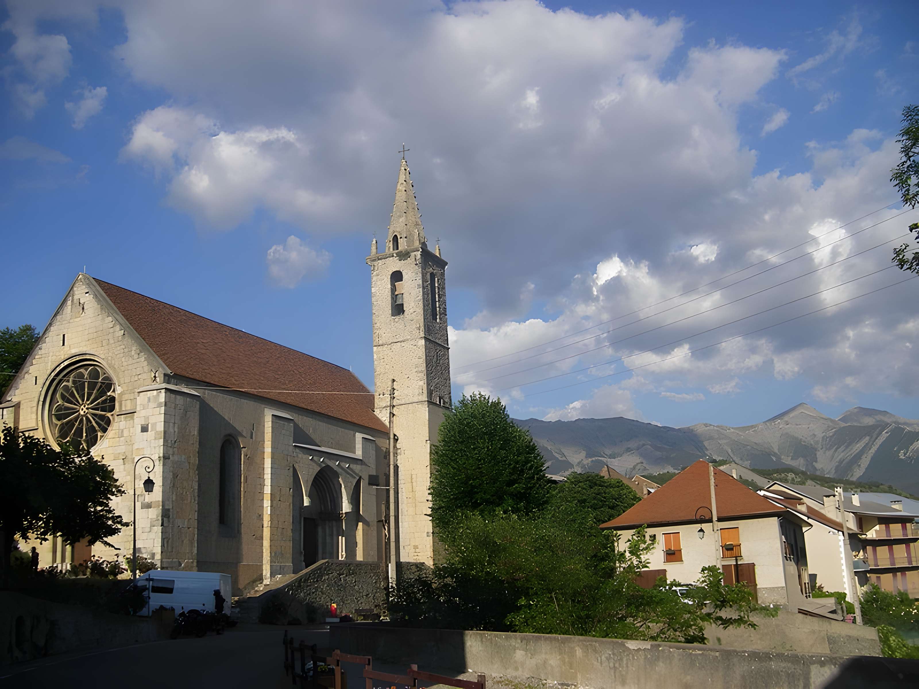 Église Notre-Dame-de-Nazareth de Seyne