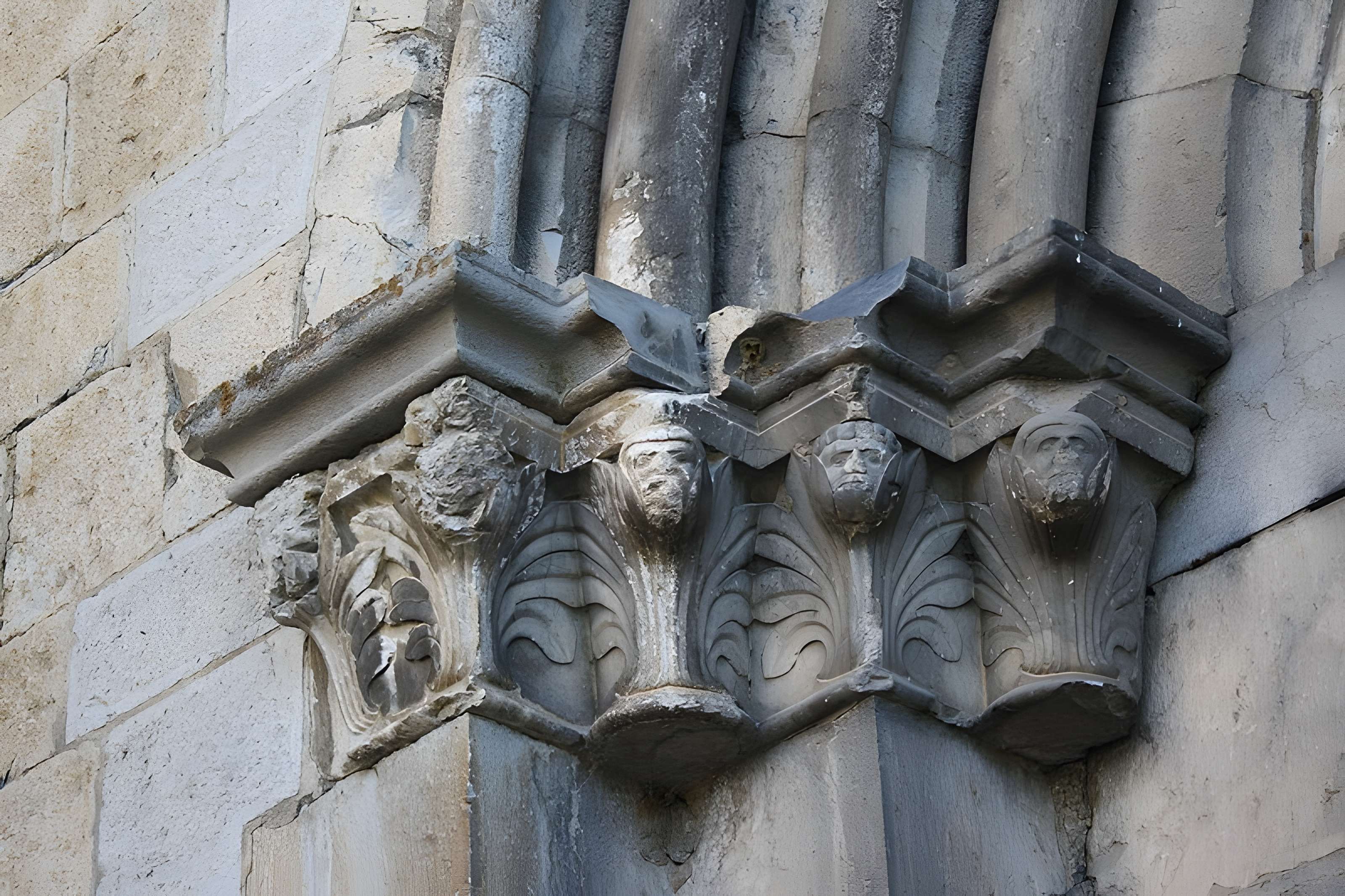 Église Notre-Dame-de-Nazareth de Seyne