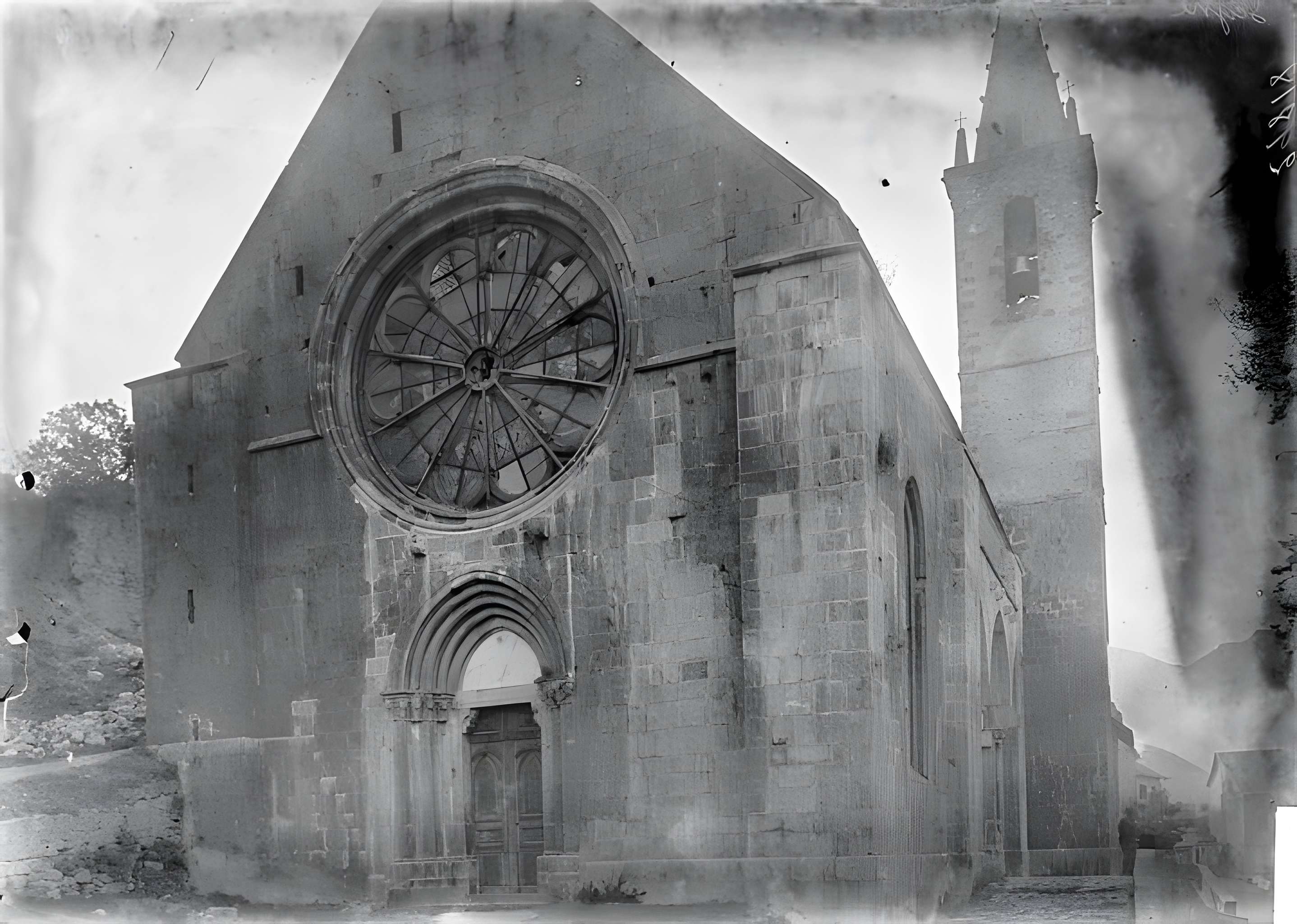 Église Notre-Dame-de-Nazareth de Seyne