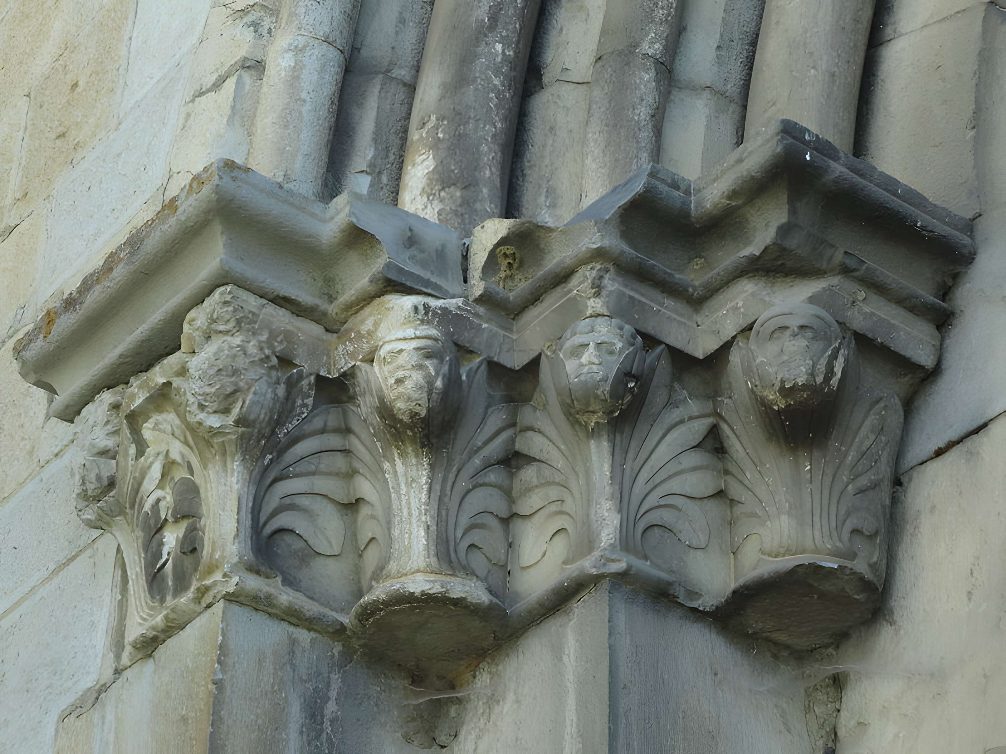 Église Notre-Dame-de-Nazareth de Seyne