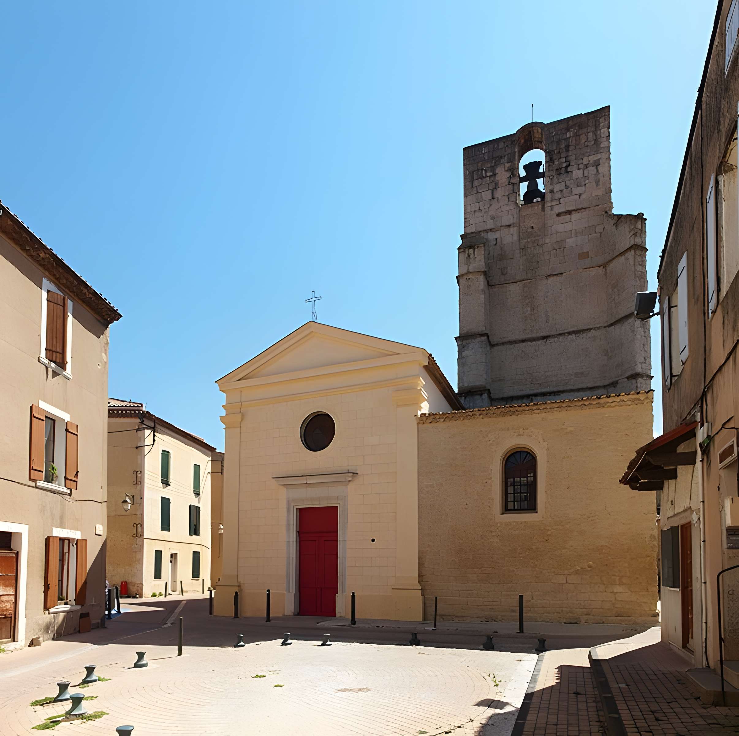 Église Notre-Dame-de-Nazareth de Trets