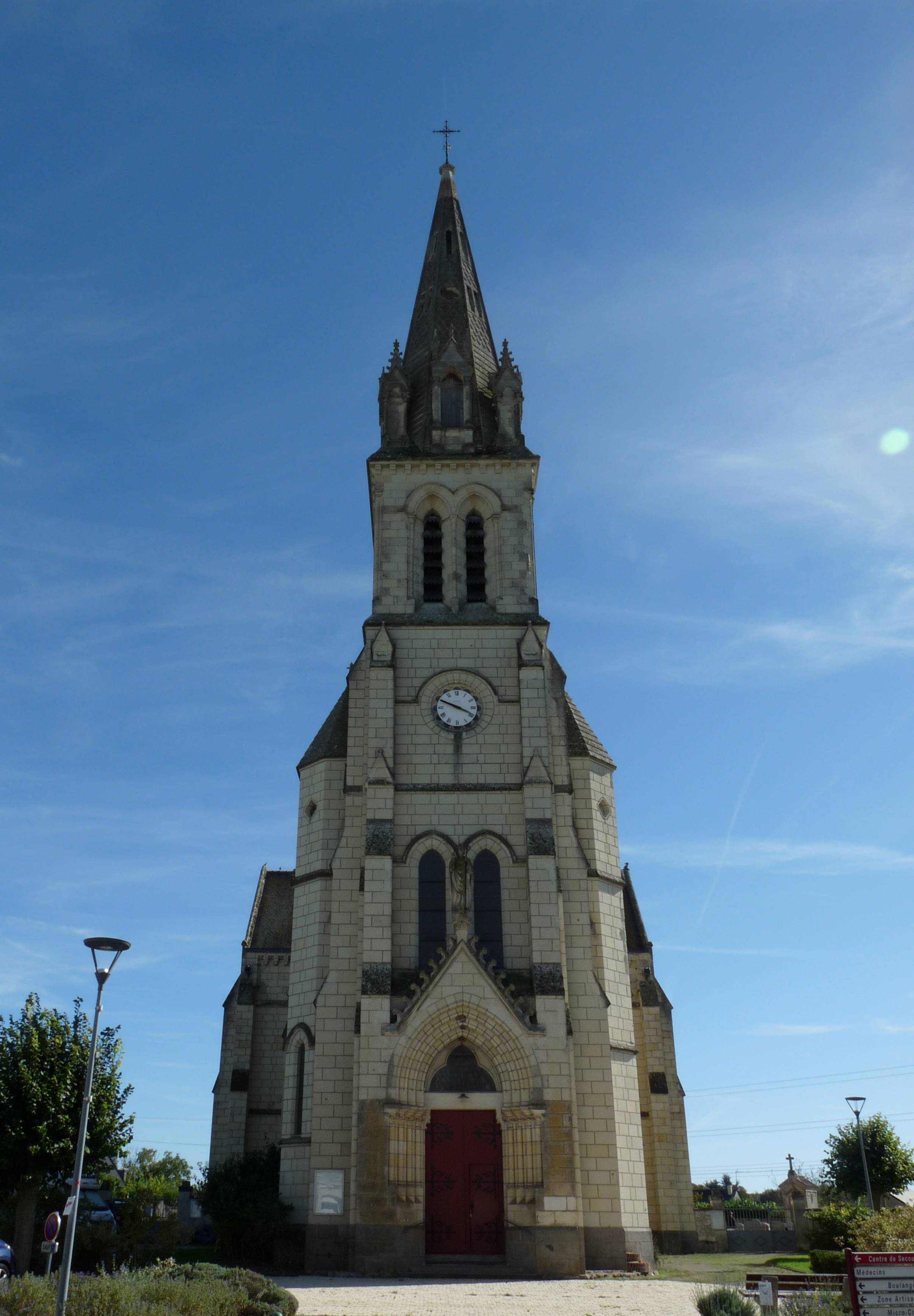 Photo de Église Saint-Aubin de Chemellier