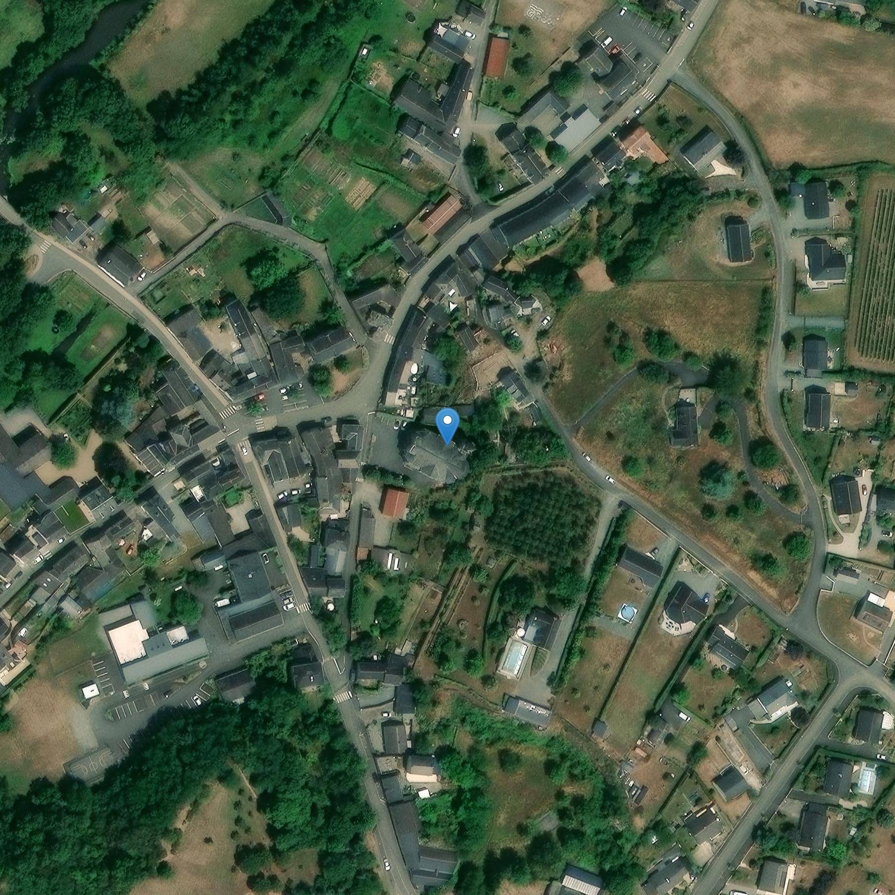 Photo de Saint-Pierre de Chaudefonds-sur-Layon Church