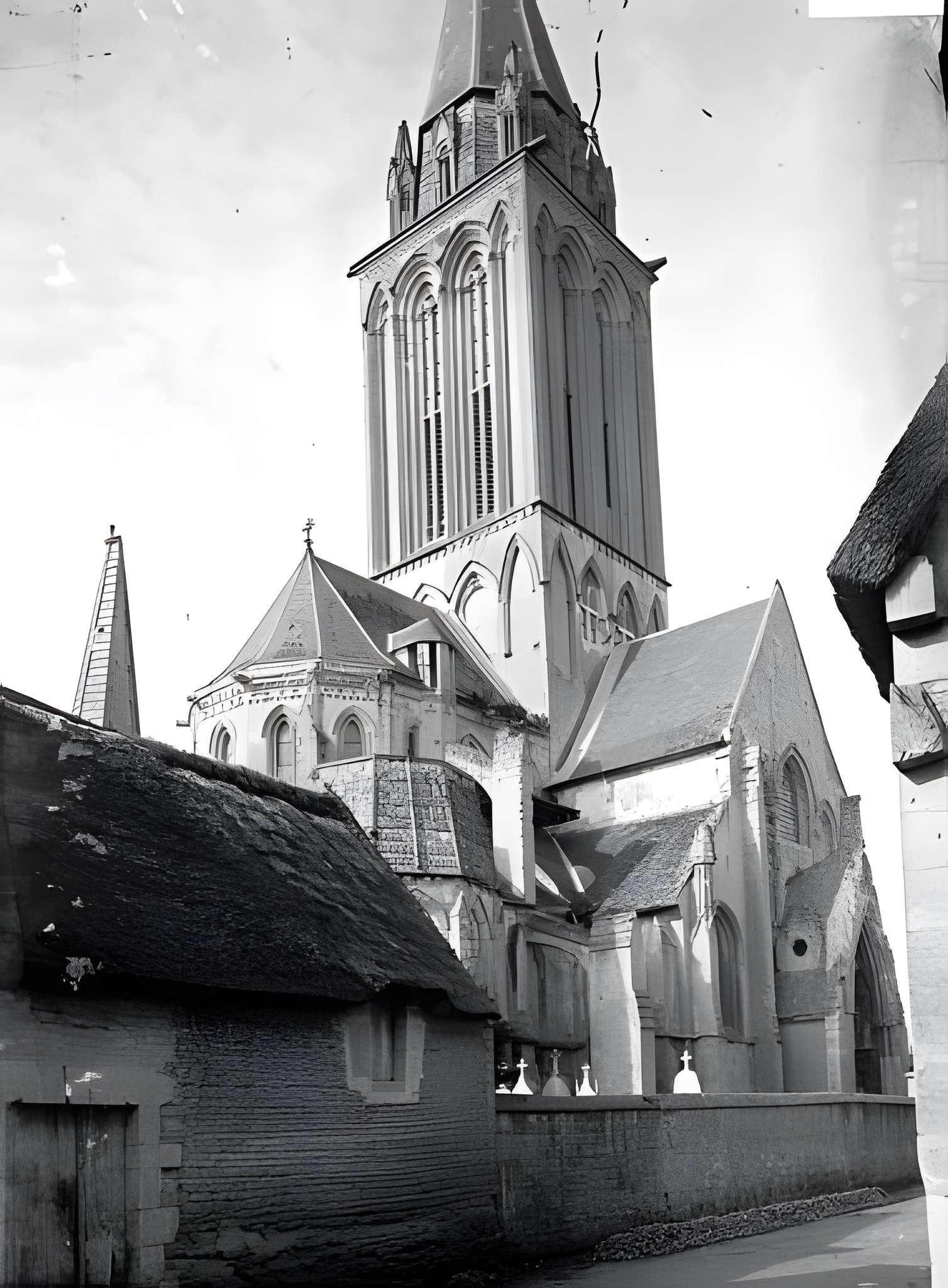 Église Notre-Dame-des-Labours de Saint-Manvieu-Norrey