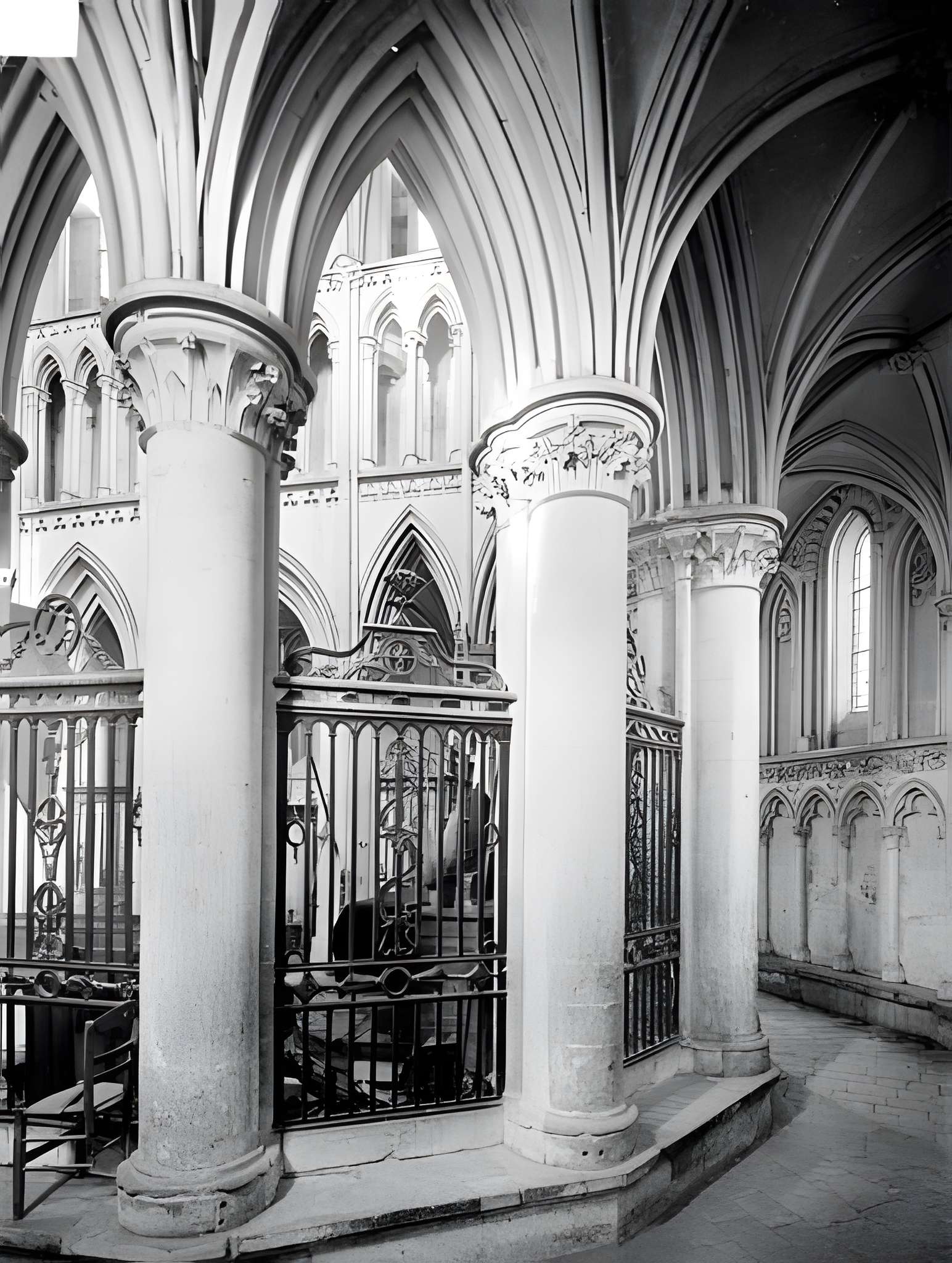 Église Notre-Dame-des-Labours de Saint-Manvieu-Norrey