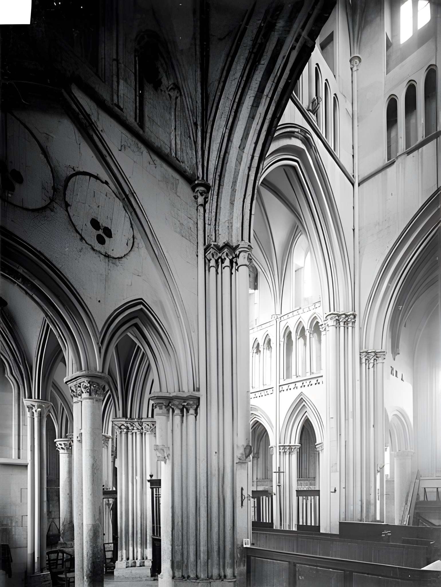 Église Notre-Dame-des-Labours de Saint-Manvieu-Norrey