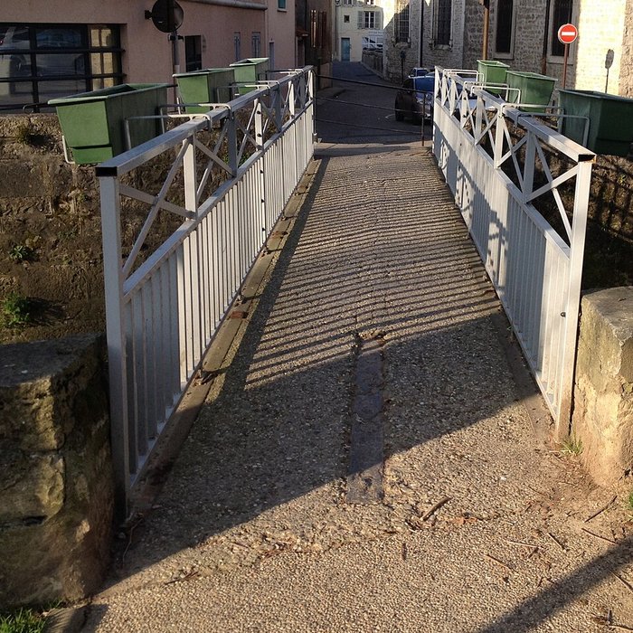 Photo de Église Notre-Dame-des-Marais de Montluel