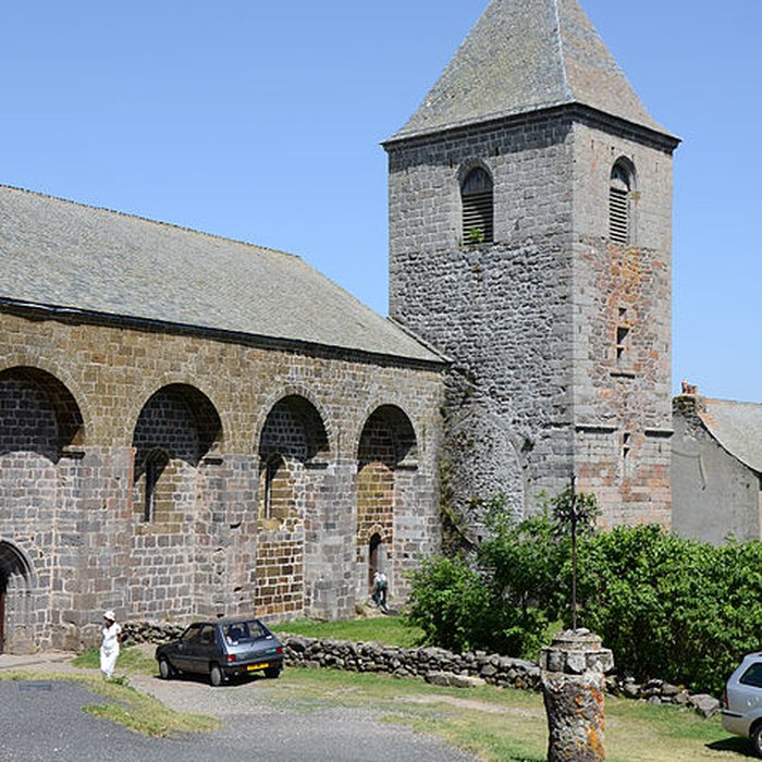 Photo de Église Notre-Dame-des-Pauvres de Saint-Chély-dAubrac