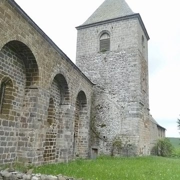 Église Notre-Dame-des-Pauvres de Saint-Chély-dAubrac
