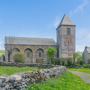 Église Notre-Dame-des-Pauvres de Saint-Chély-dAubrac