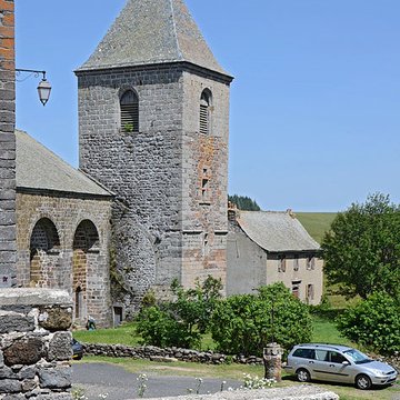 Église Notre-Dame-des-Pauvres de Saint-Chély-dAubrac