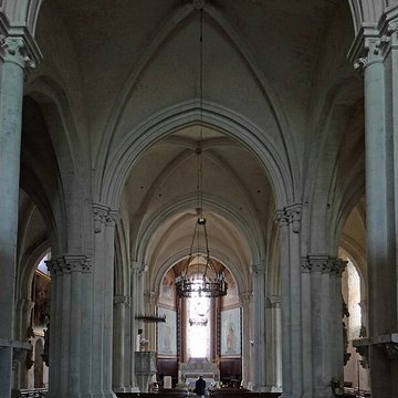 Église Notre-Dame-des-Pommiers de Largentière