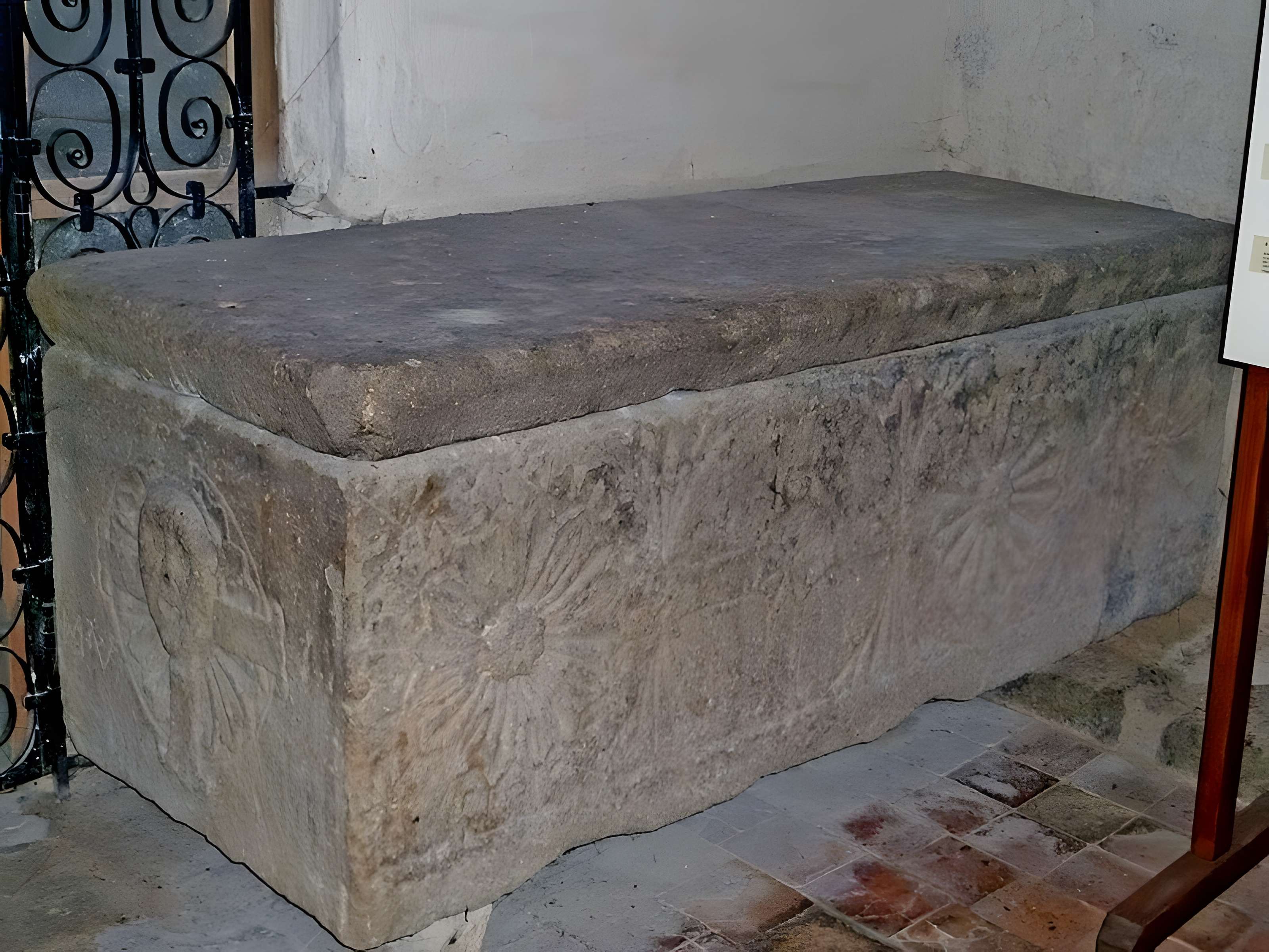 Église Notre-Dame-des-Pommiers de Largentière