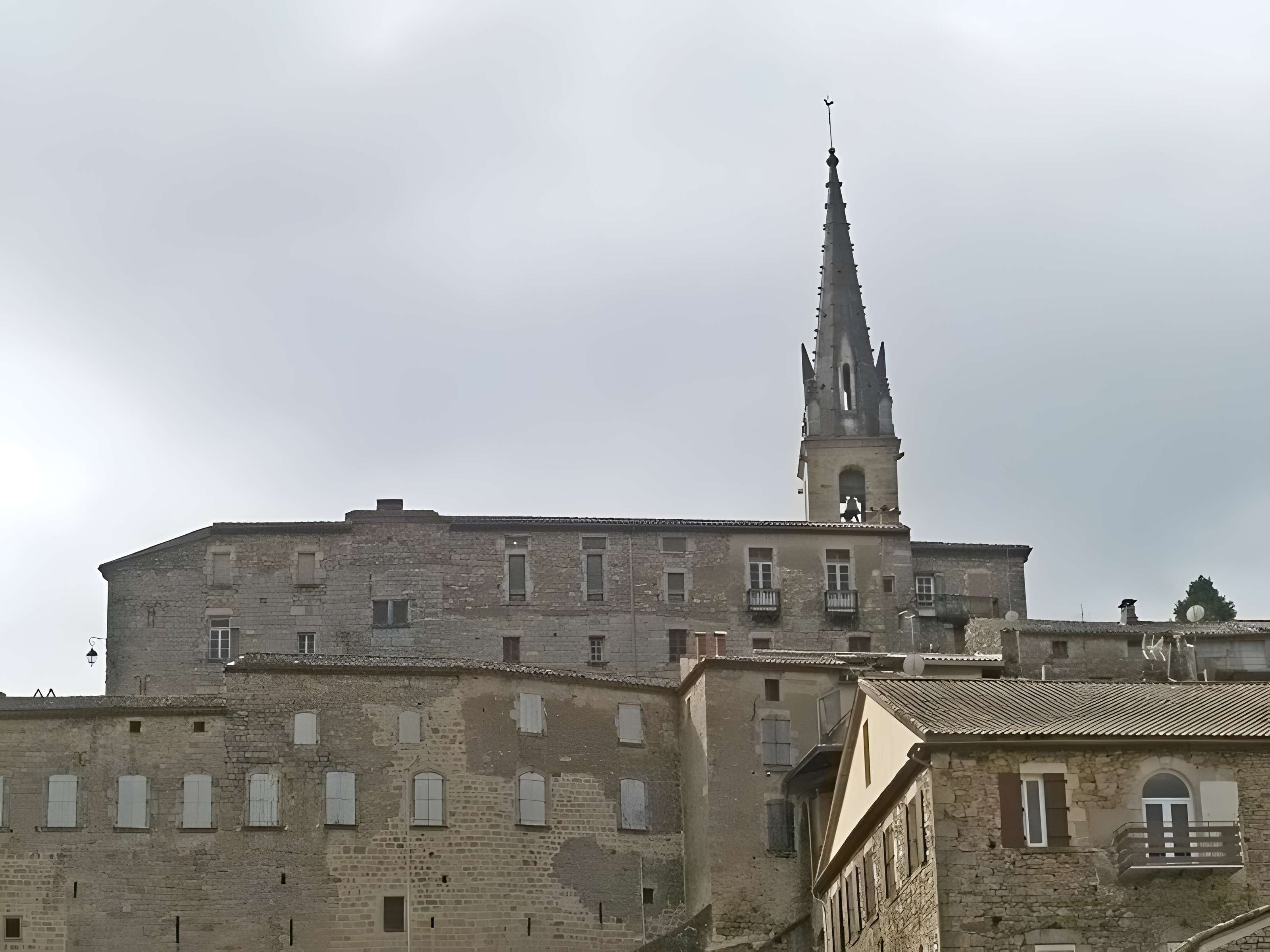 Église Notre-Dame-des-Pommiers de Largentière