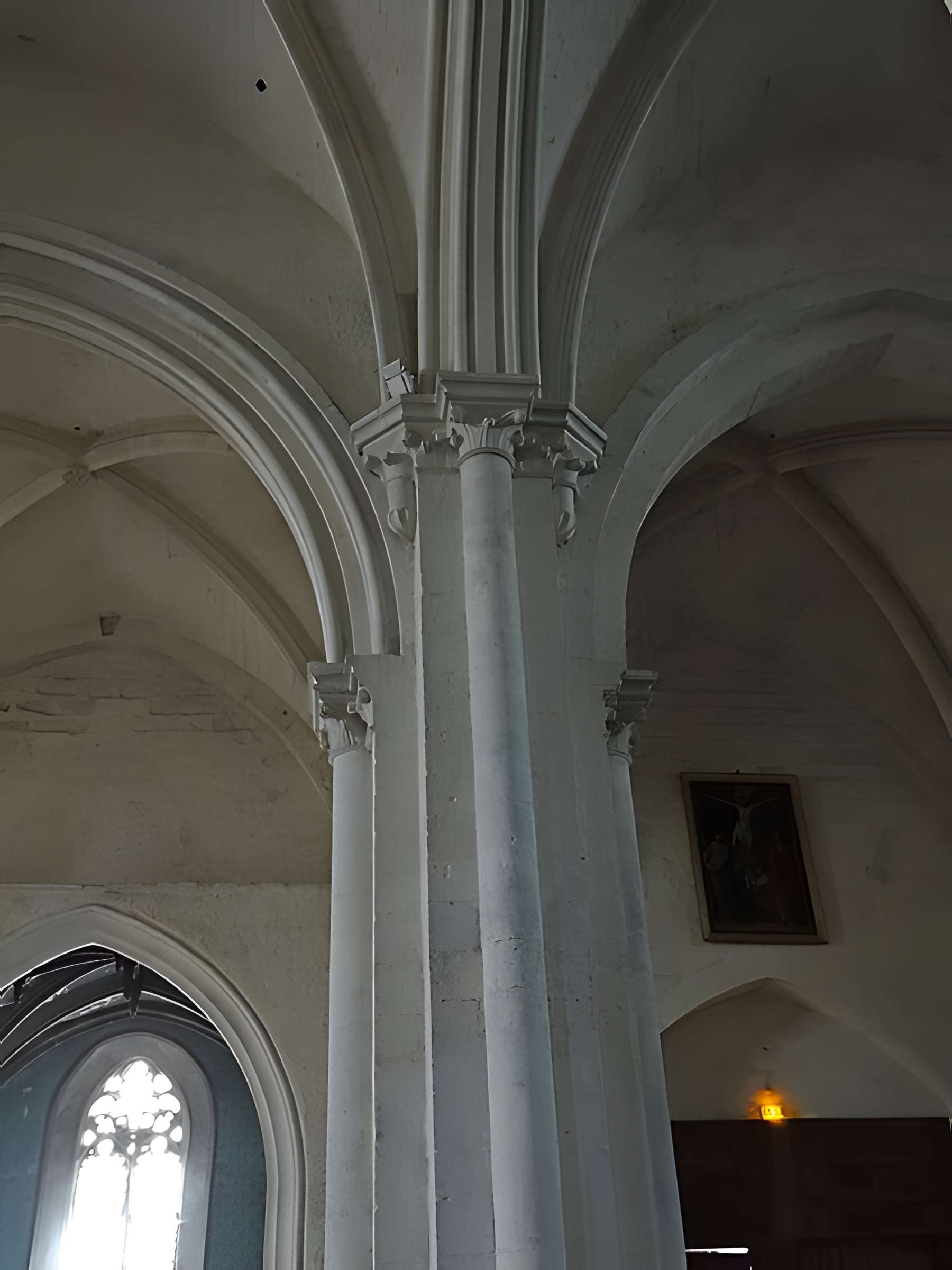 Église Notre-Dame-des-Pommiers de Largentière