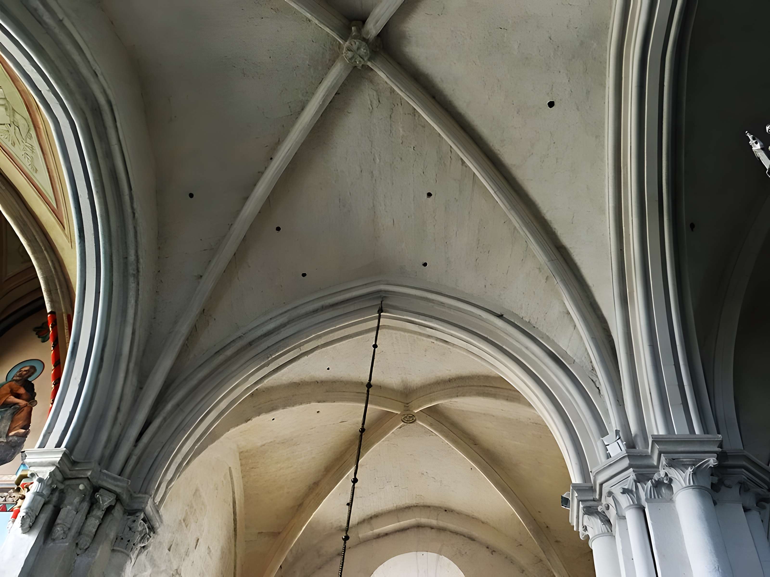 Église Notre-Dame-des-Pommiers de Largentière