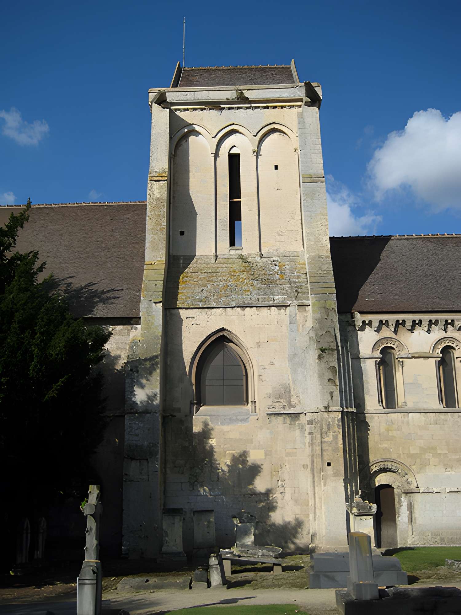 Église Notre-Dame-des-Prés de Mondeville