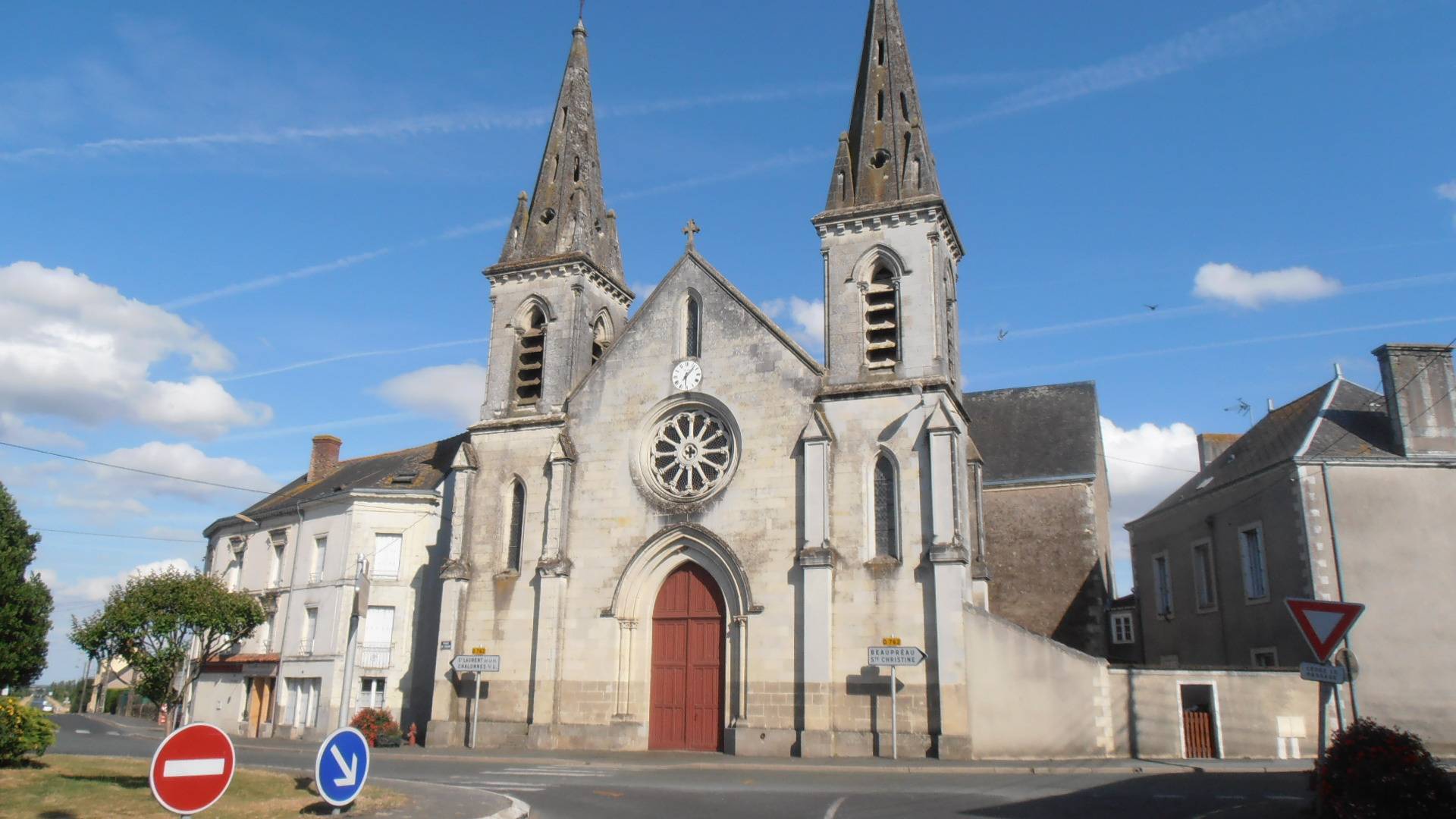 Photo de Église Notre-Dame de Bourgneuf-en-Mauges