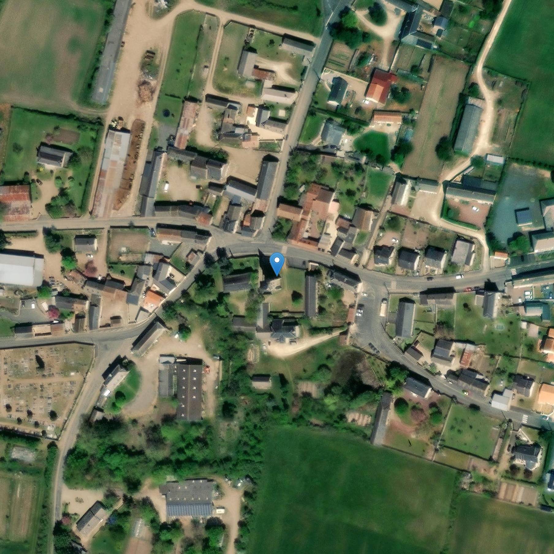 Photo de 梅龙圣奥宾教堂