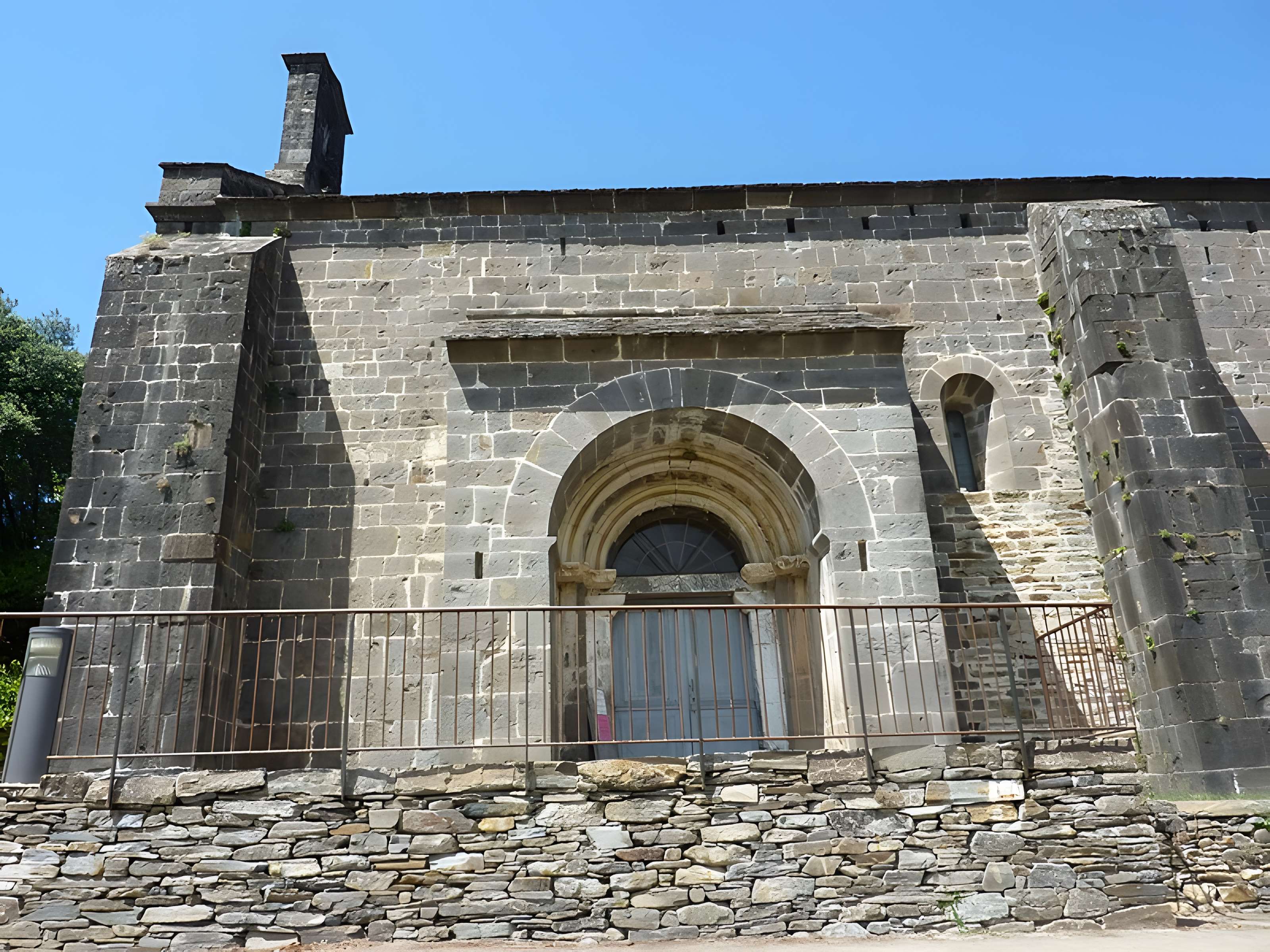 Église Notre-Dame-de-Valfrancesque de Moissac-Vallée-Française