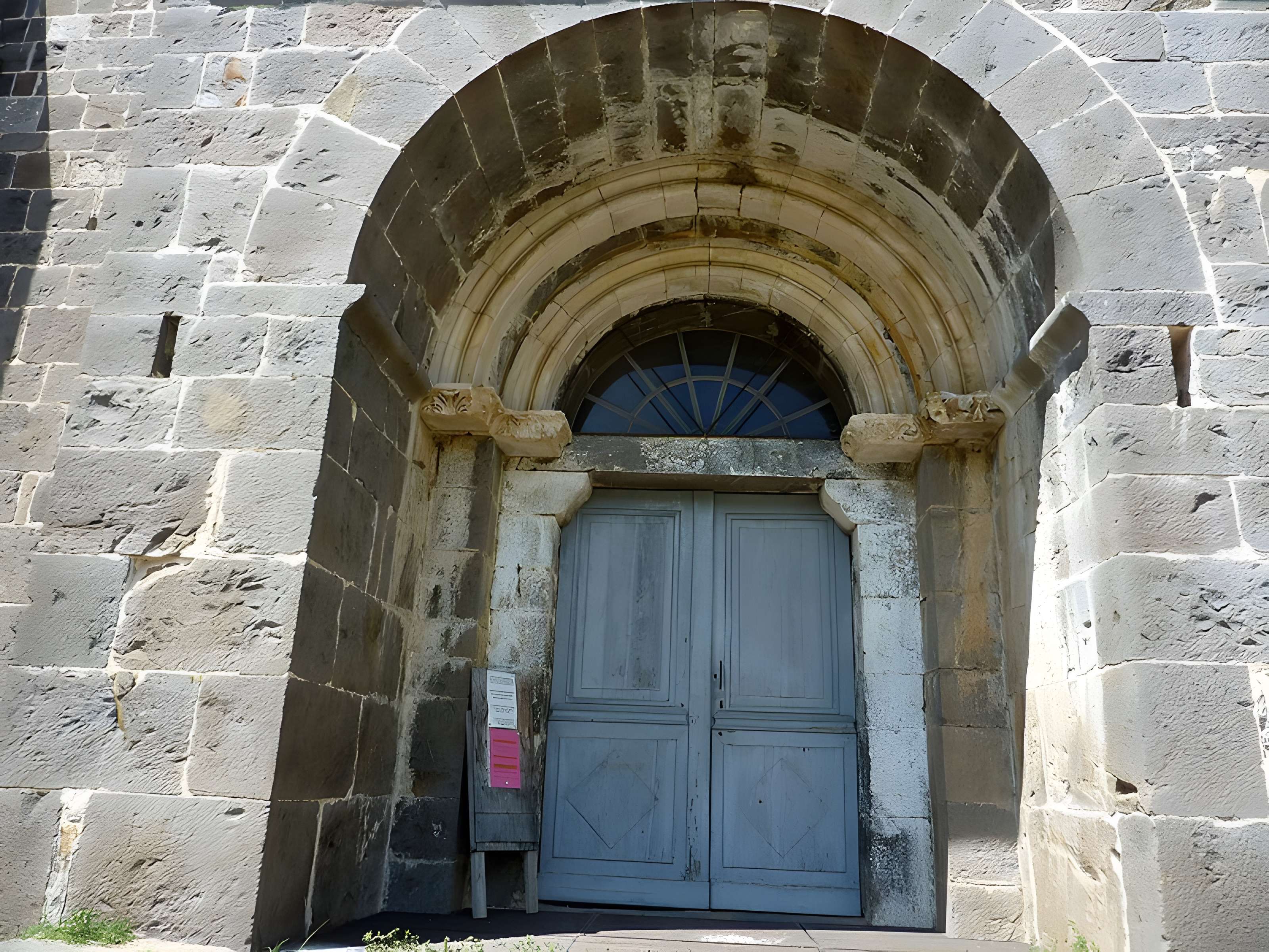Église Notre-Dame-de-Valfrancesque de Moissac-Vallée-Française