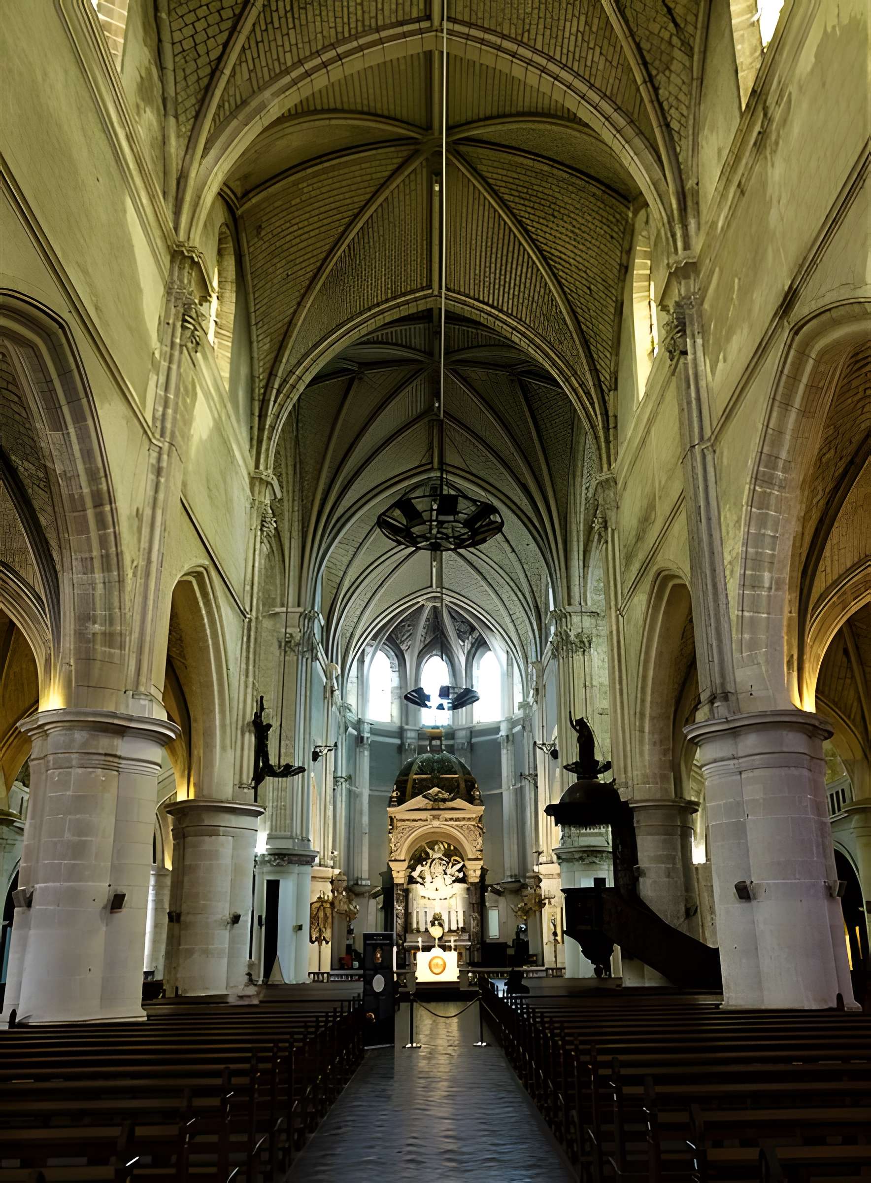 Église Notre-Dame-du-Bon-Port des Sables-d'Olonne