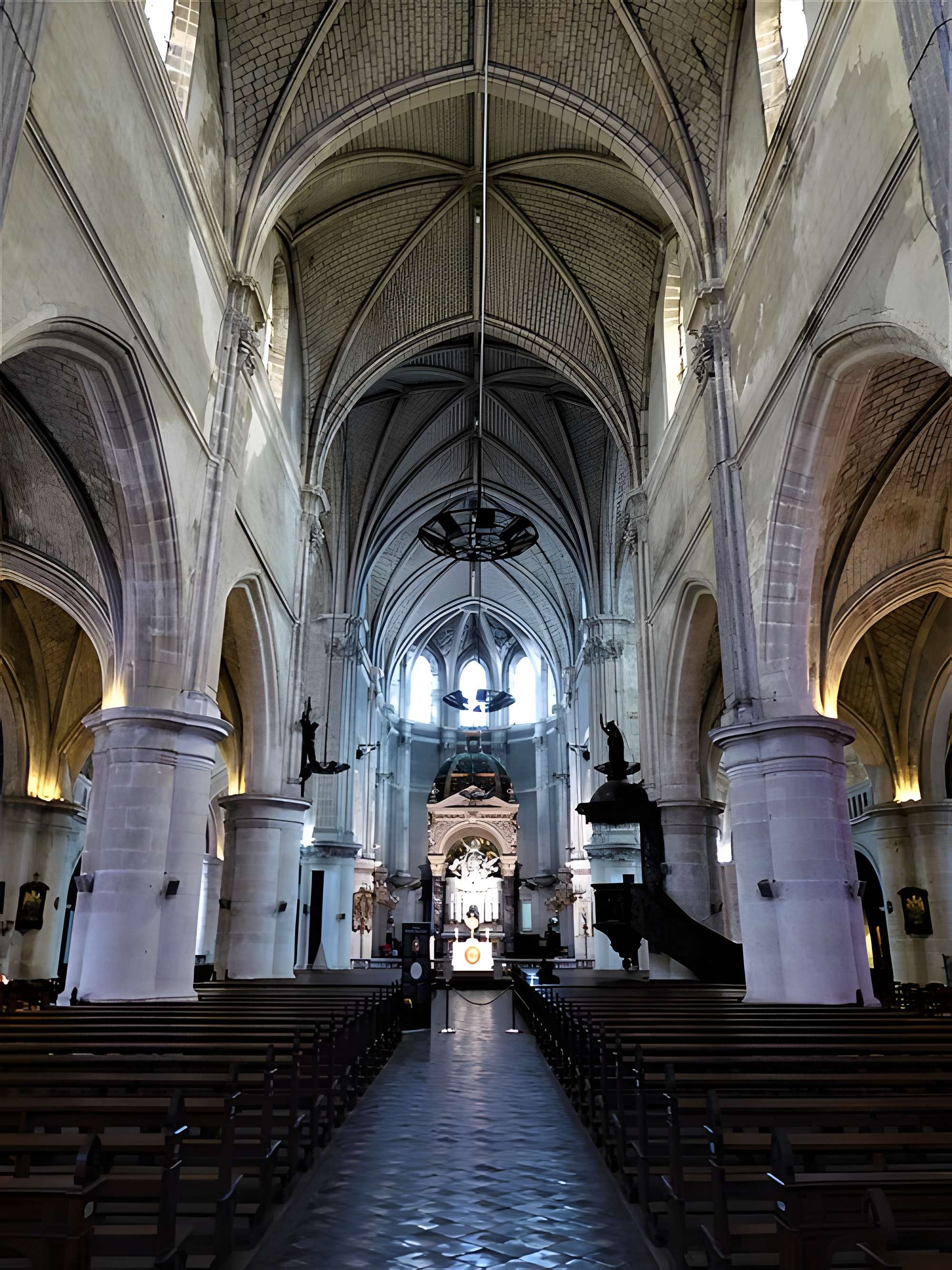Église Notre-Dame-du-Bon-Port des Sables-d'Olonne