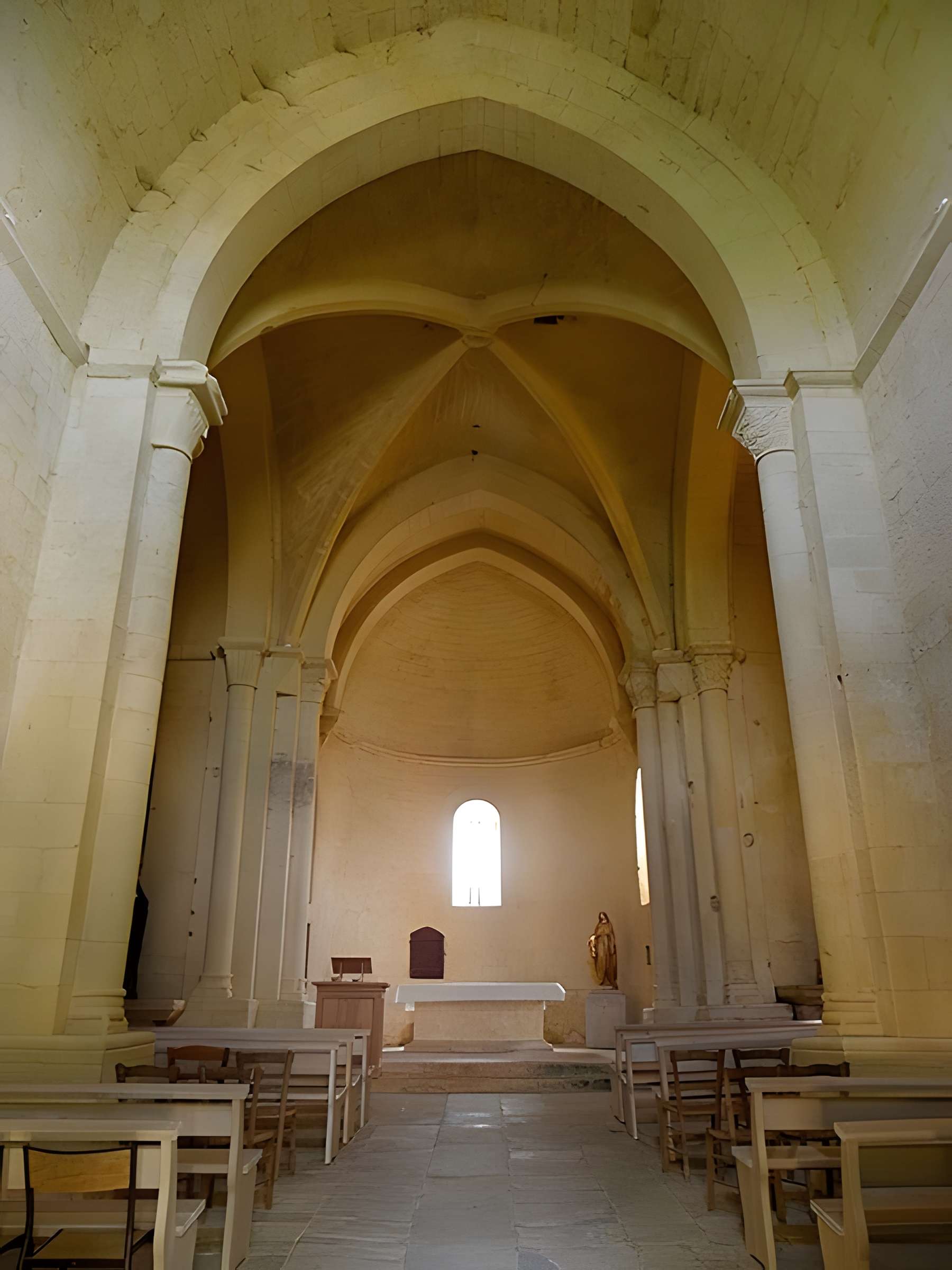 Église Notre-Dame-du-Bourg de Biron