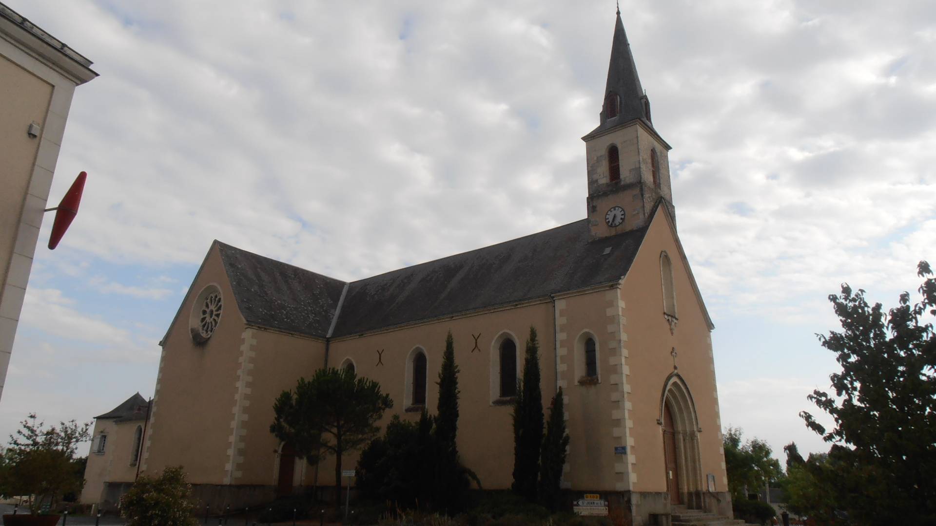 Photo de Église Saint-Léger de Saint-Léger-des-Bois