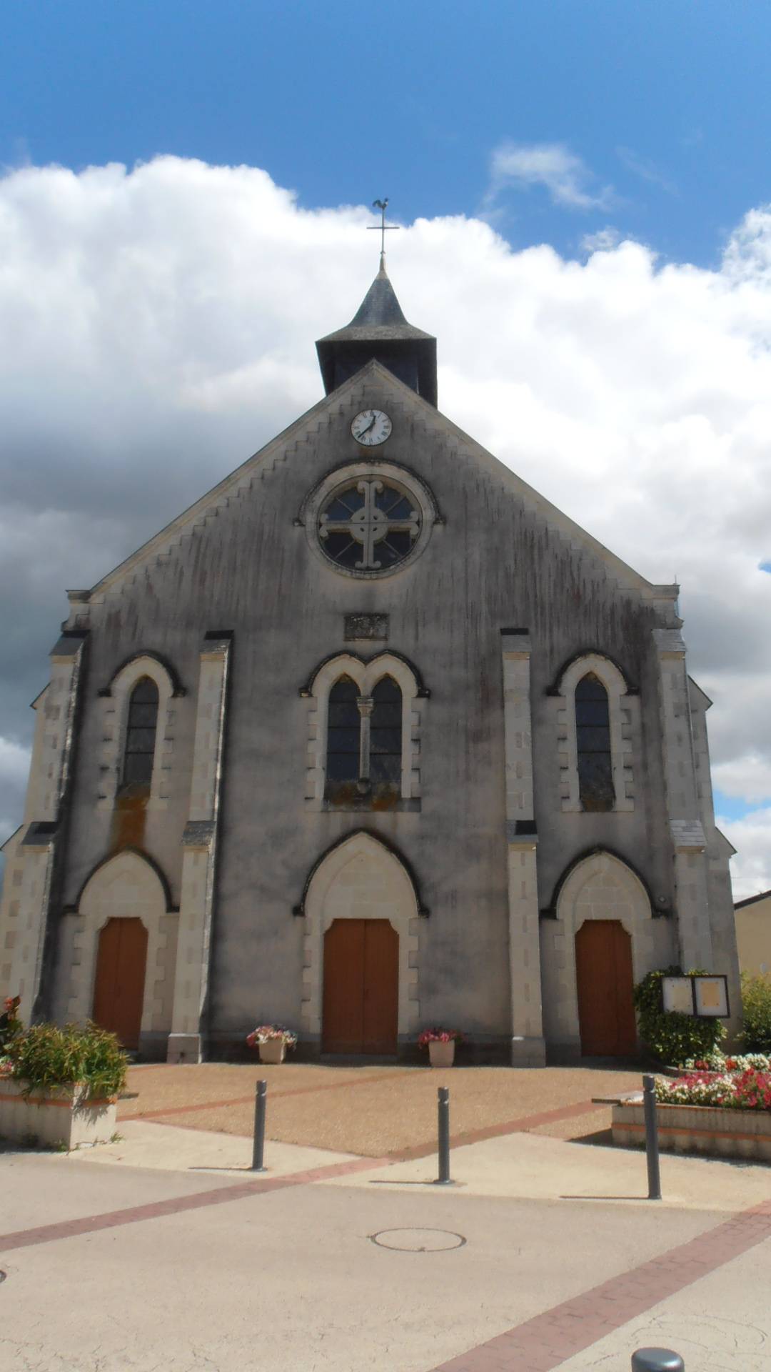 Photo de Iglesia de Saint Martin de Saint Martin du Fuilloux