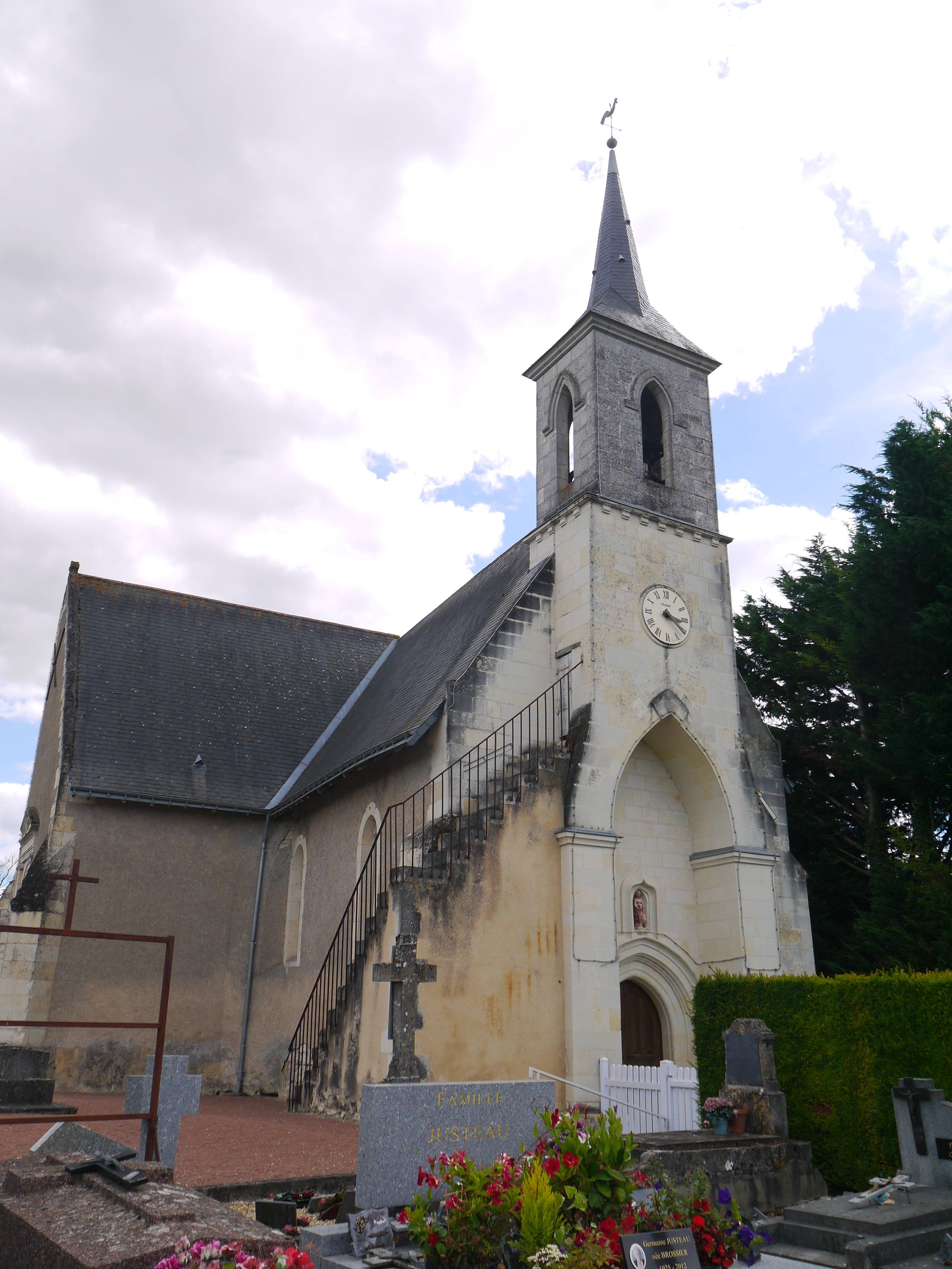 Photo de Église Sainte-Madeleine de Noyant-la-Plaine