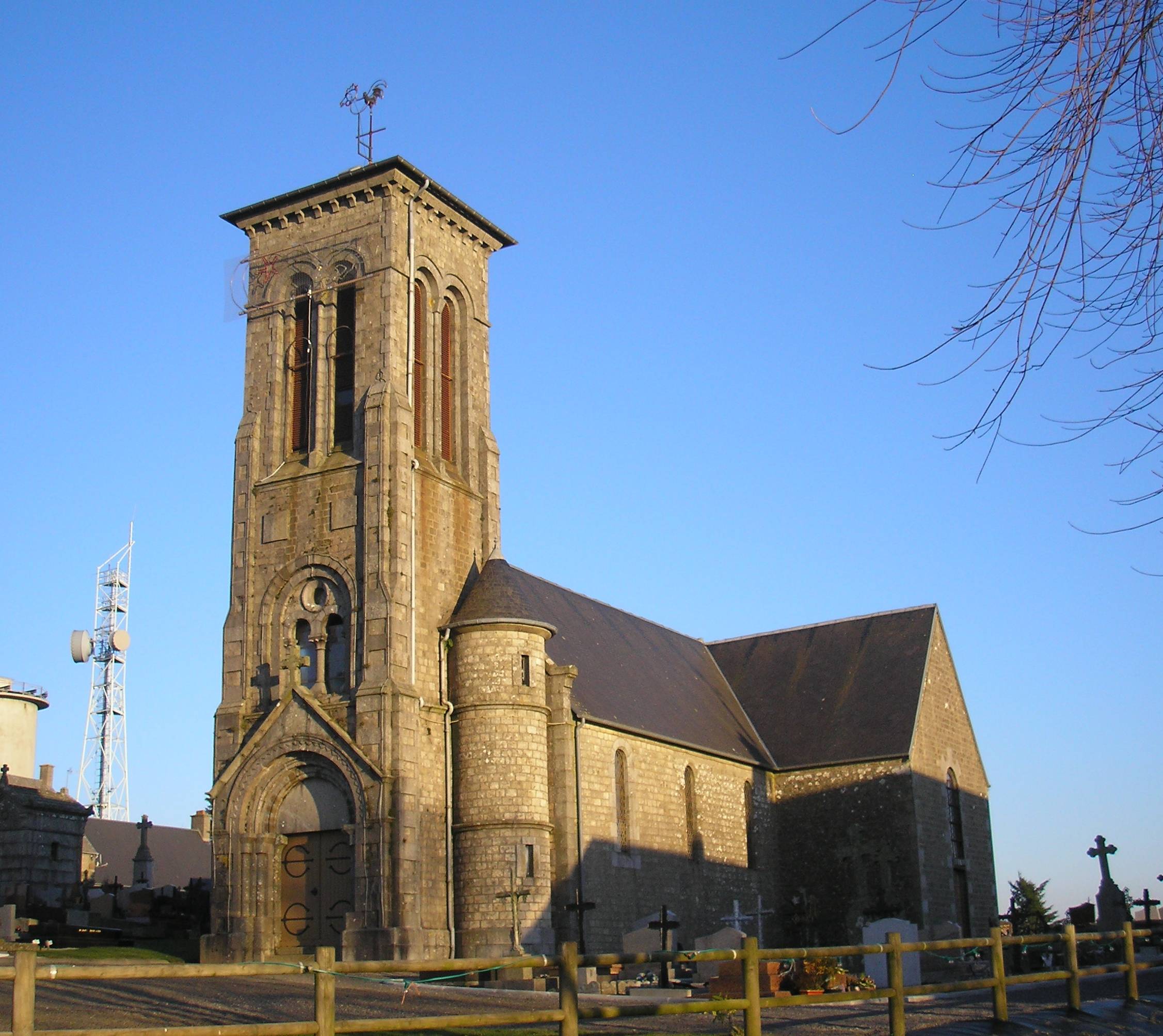 Photo de Église Saint-Martin de Saint-Martin-de-Chaulieu