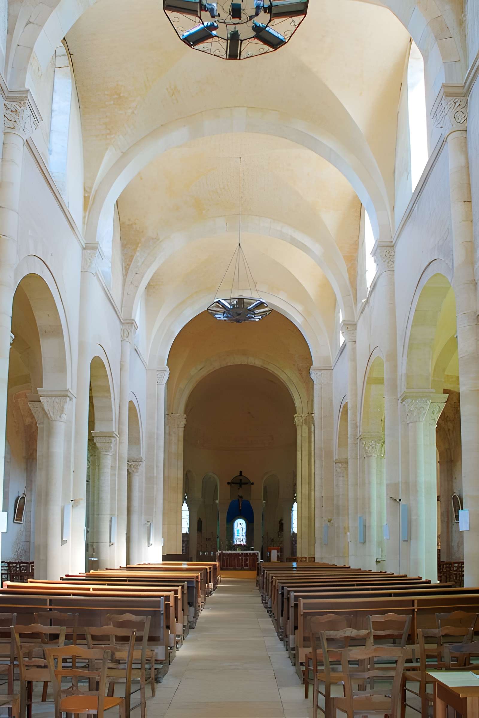 Église Saint-Alban de Lormes