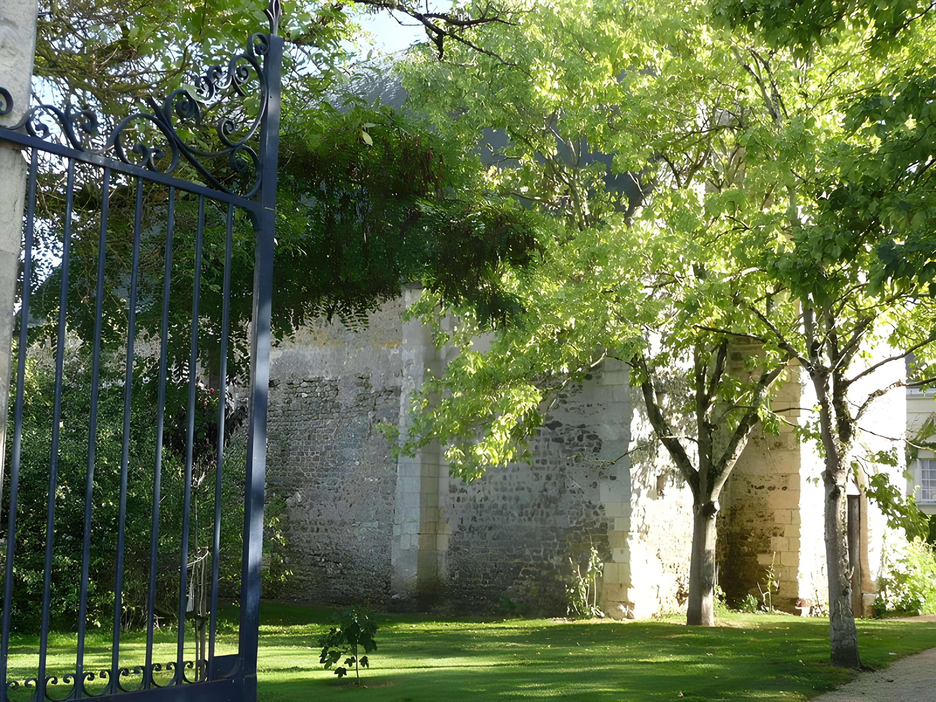 Église Saint-Alman de Quincé 